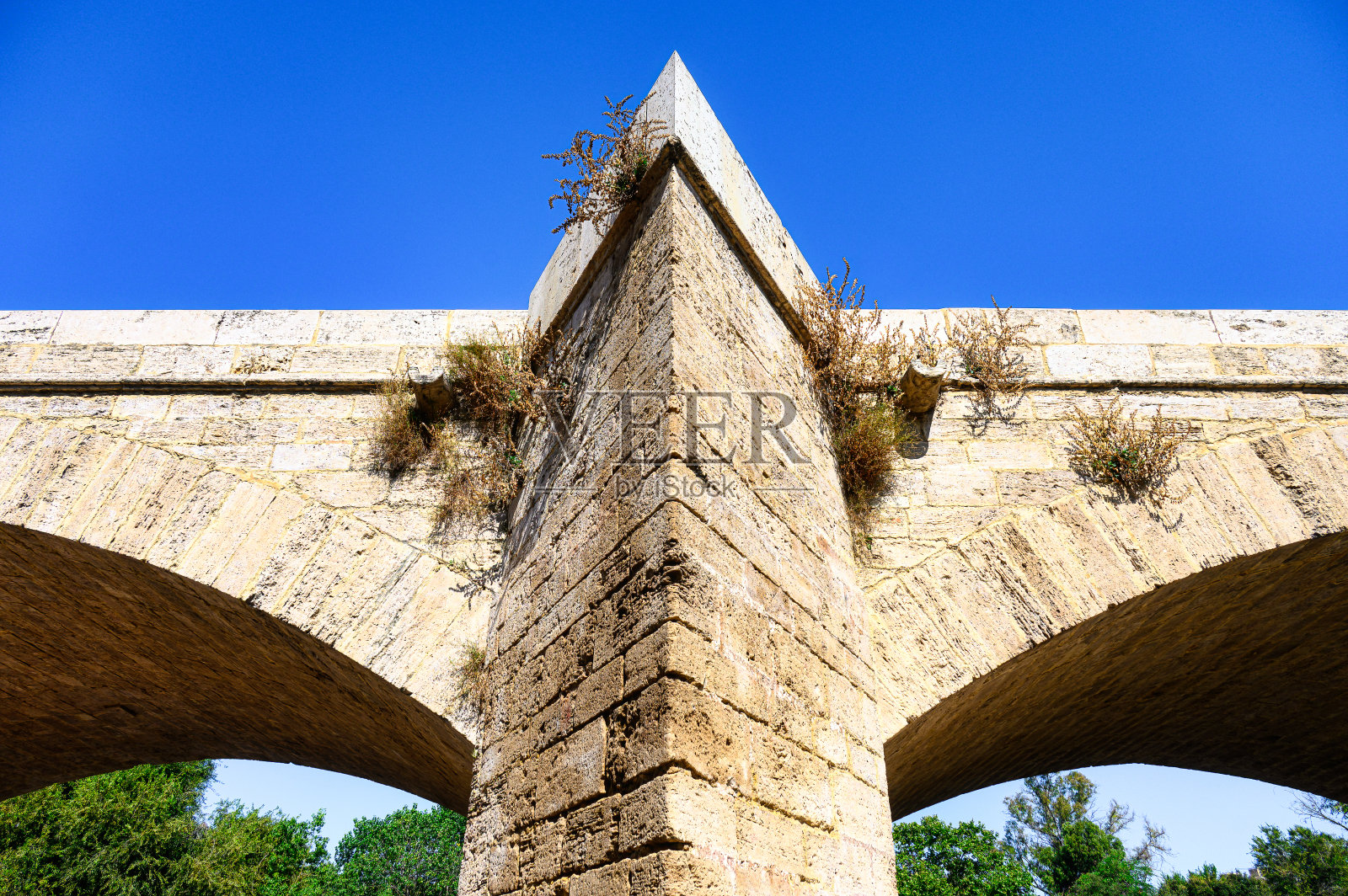 西班牙瓦伦西亚的塞拉诺斯桥照片摄影图片