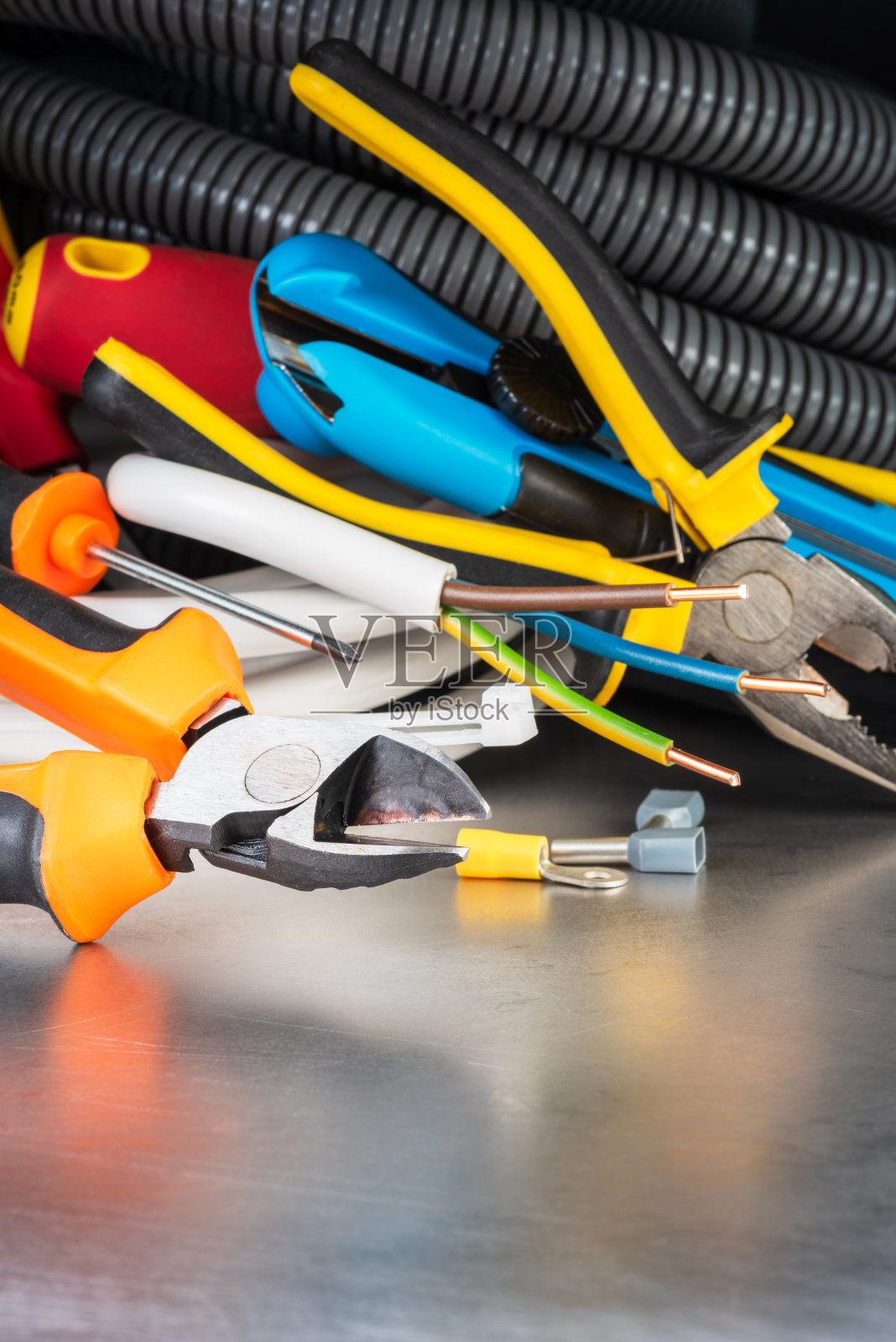 电气安装用工具及电缆电线照片摄影图片