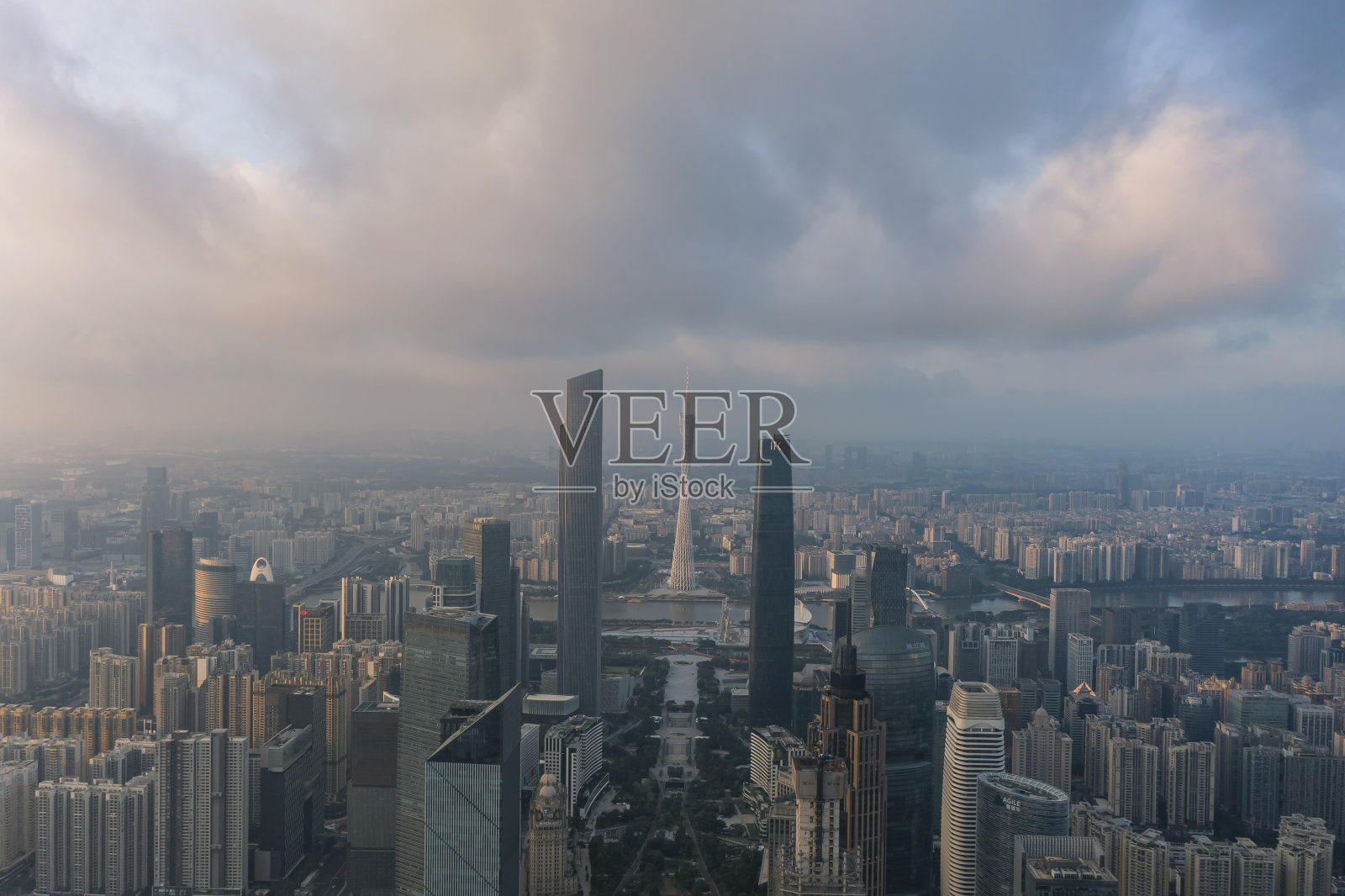 中国广州全景天际线航拍照片照片摄影图片