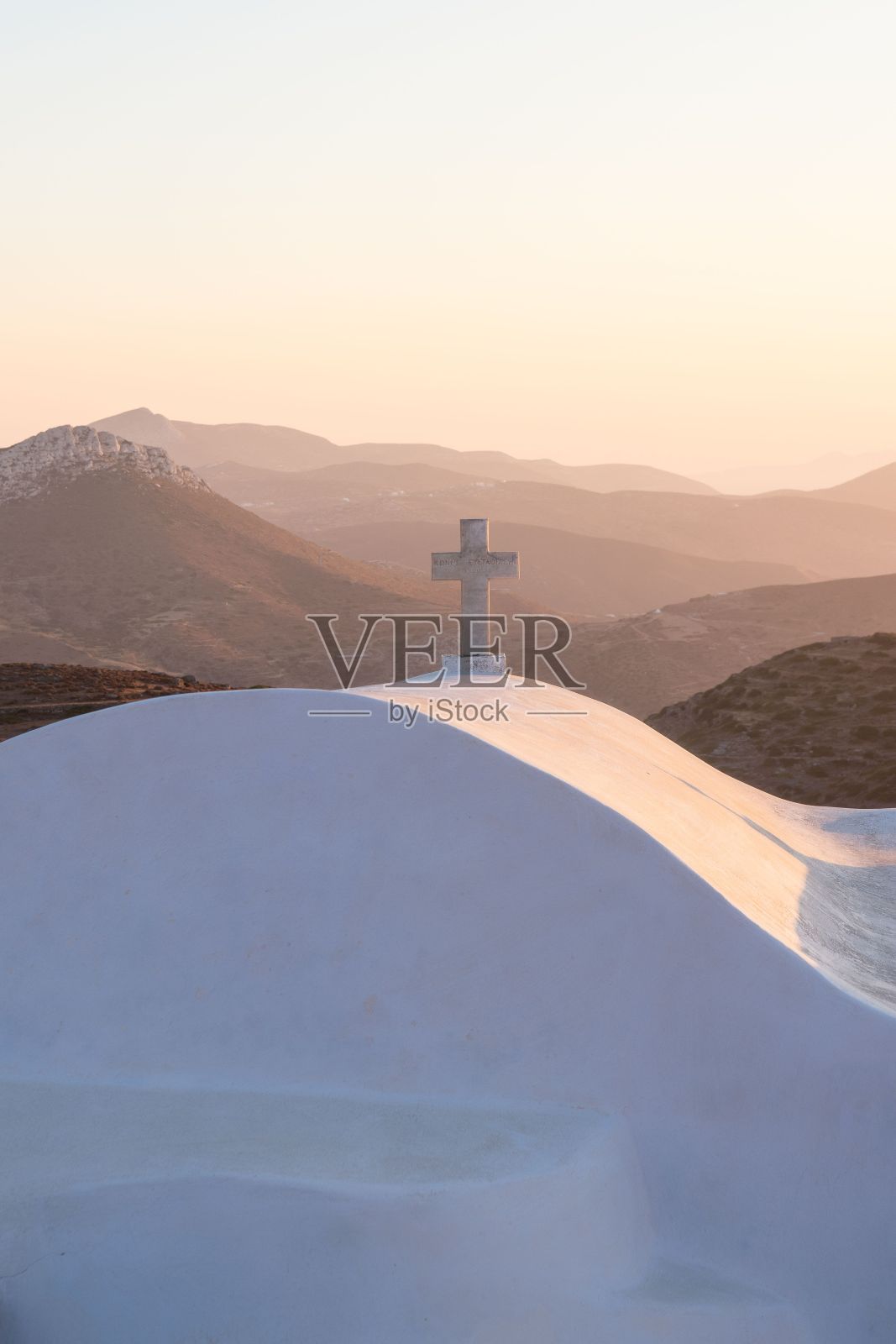 希腊阿莫戈斯岛教堂的风景照片摄影图片