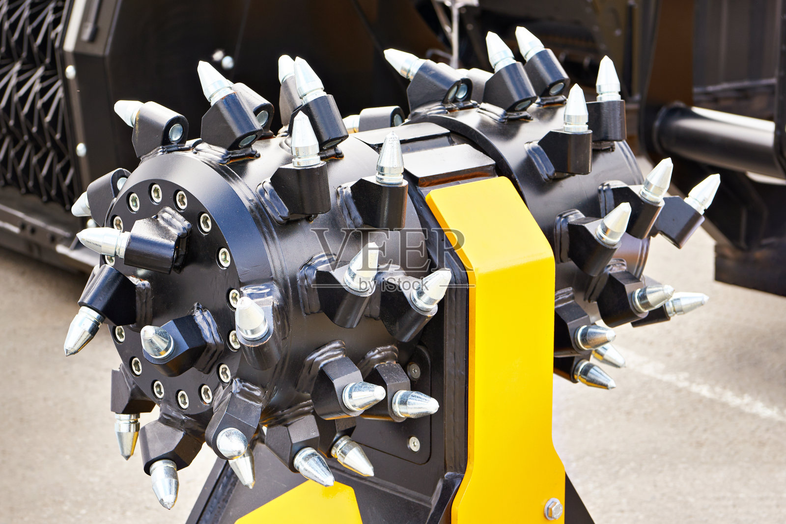 滚筒回转液压割刀挖掘机附件照片摄影图片