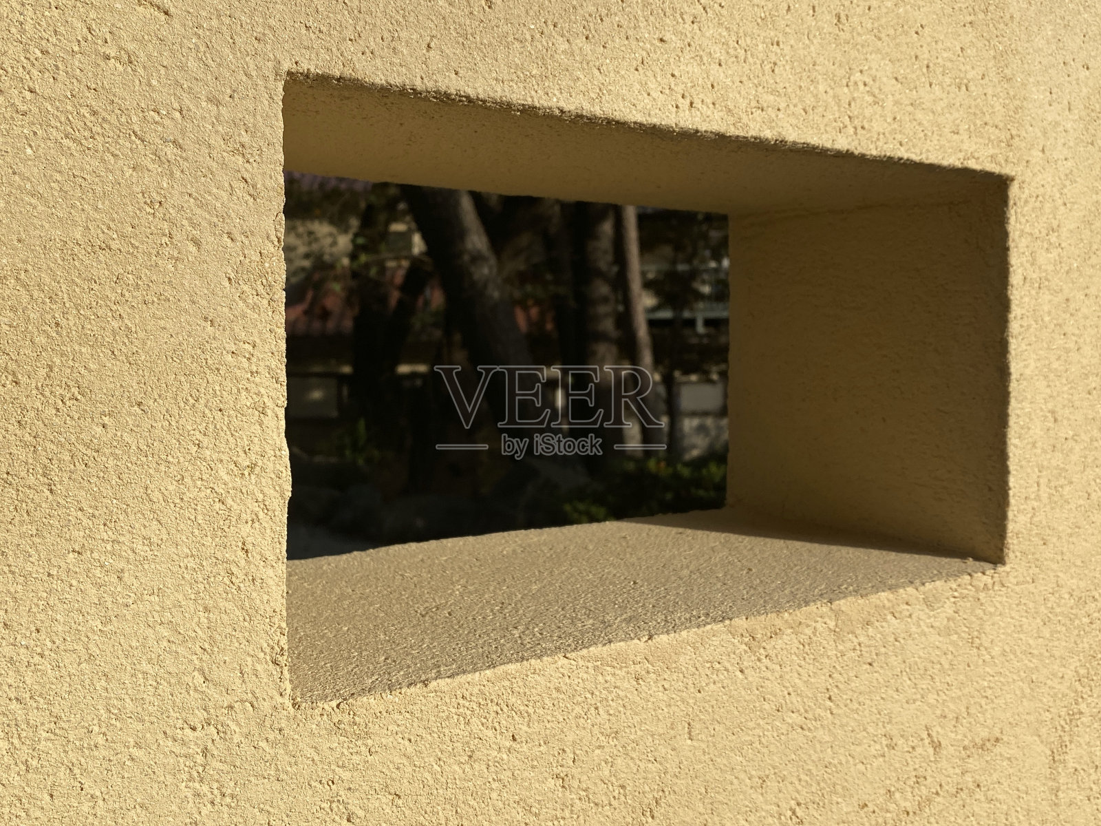 墙和矩形孔照片摄影图片