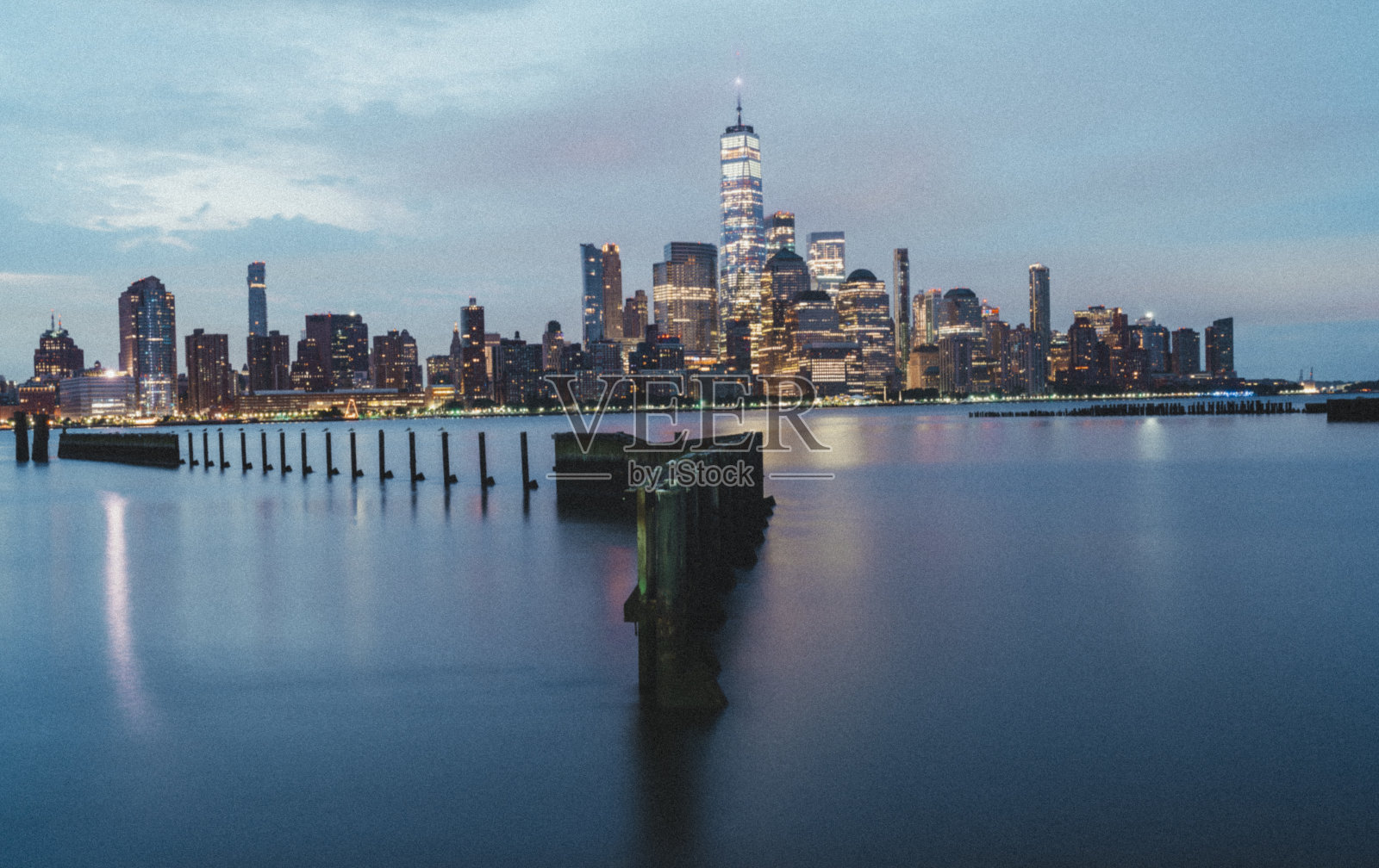 曼哈顿日出全景视图为蓝色照片摄影图片