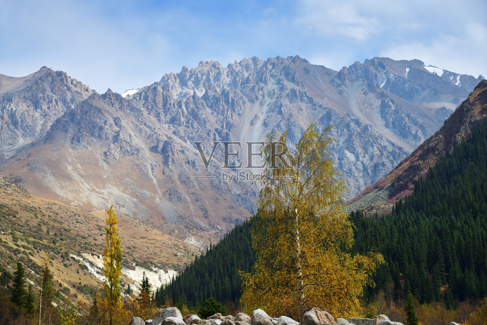 吉尔吉斯斯坦阿拉阿恰国家公园照片摄影图片