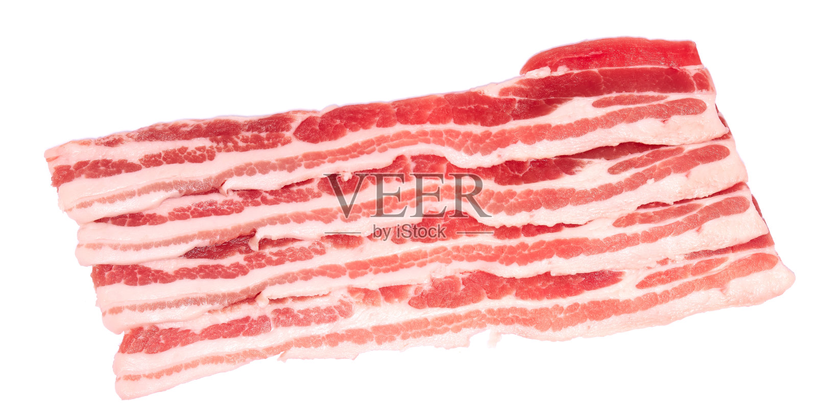 白色背景上孤立的生培根片照片摄影图片