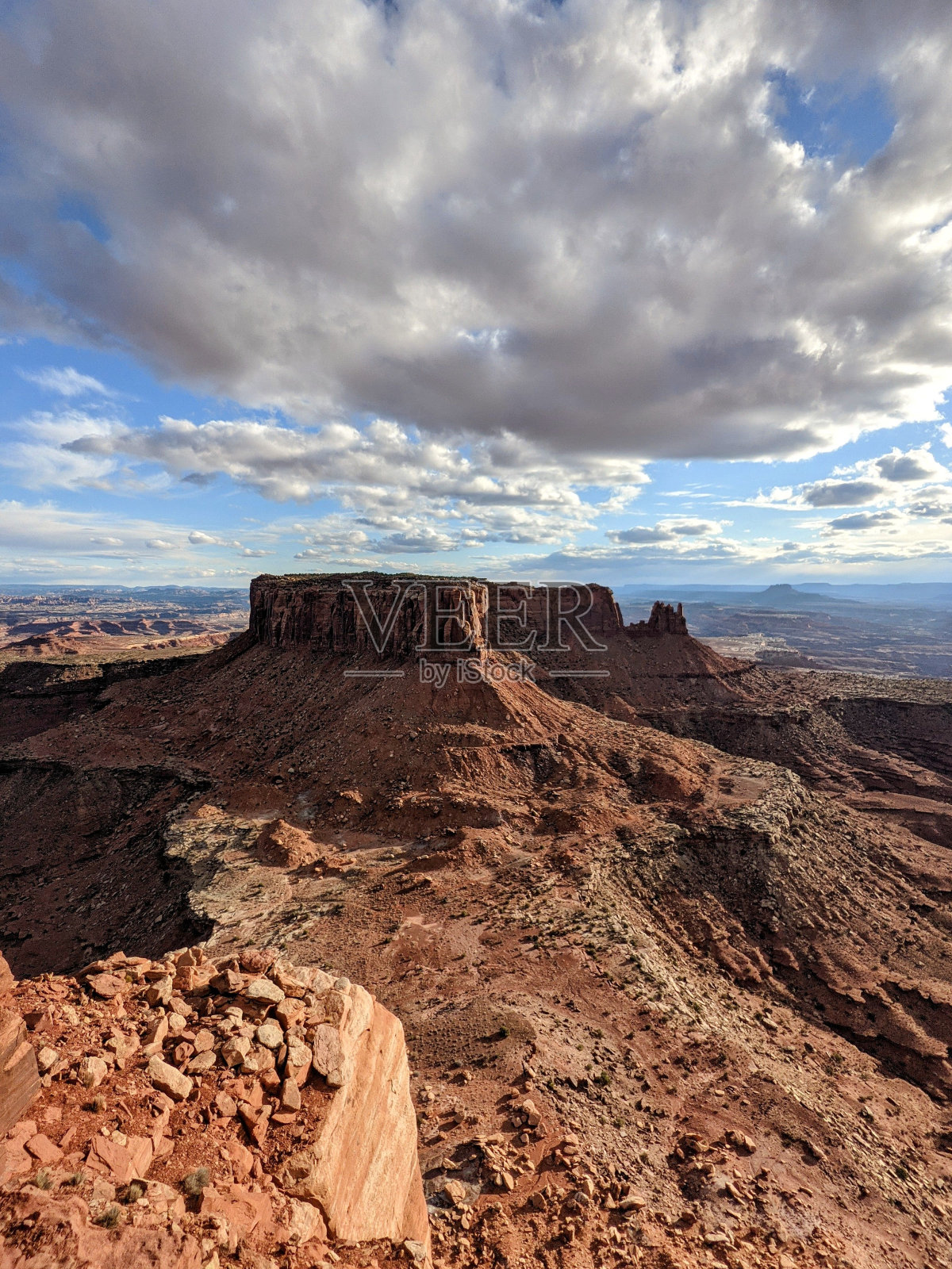 峡谷和河流穿过大峡谷峭壁的风景照片摄影图片