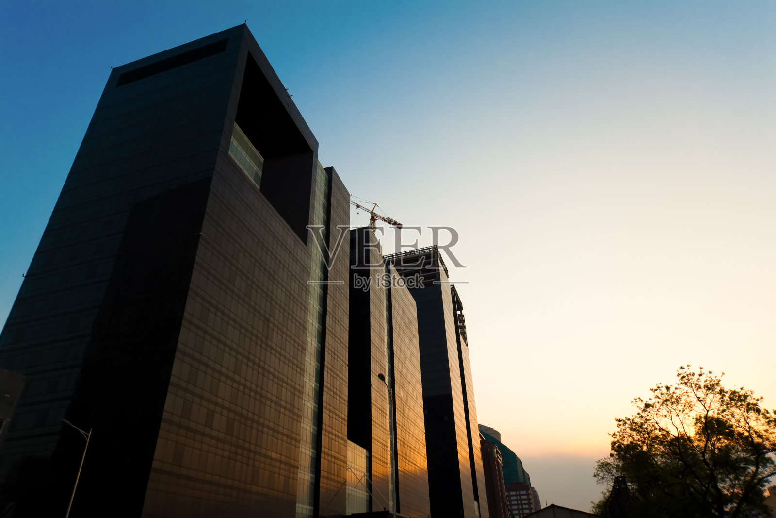 办公室的摩天大楼照片摄影图片