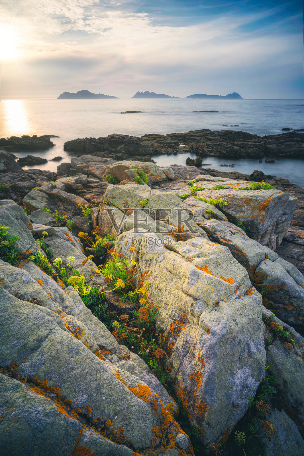 从西班牙维哥的卡波埃斯泰看西斯岛照片摄影图片