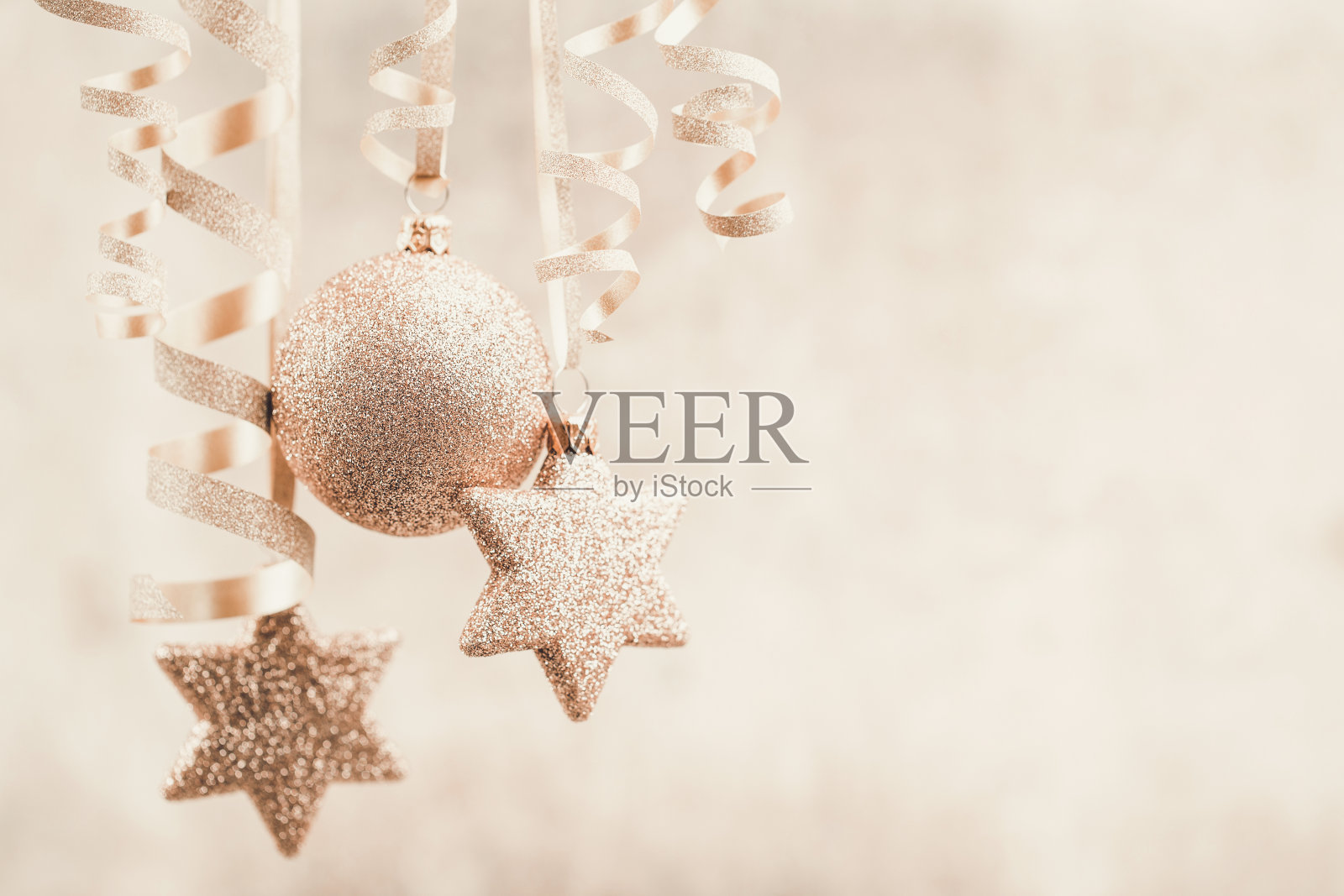 圣诞装饰和贺卡。圣诞节象征。照片摄影图片