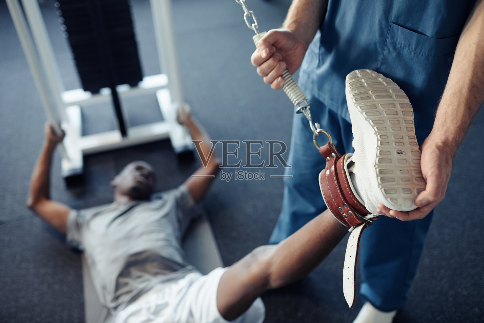 腿部恢复的体育锻炼照片摄影图片