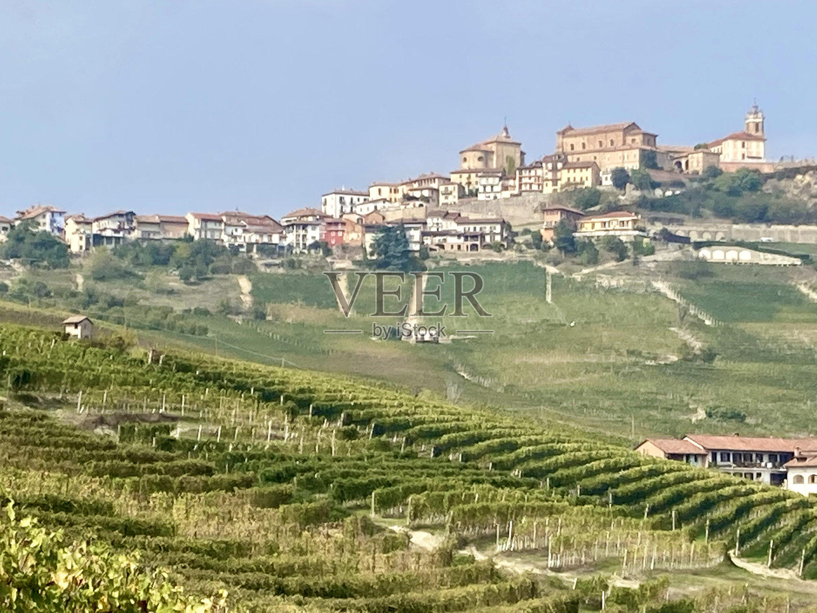 意大利皮埃蒙特地区-拉摩拉村照片摄影图片