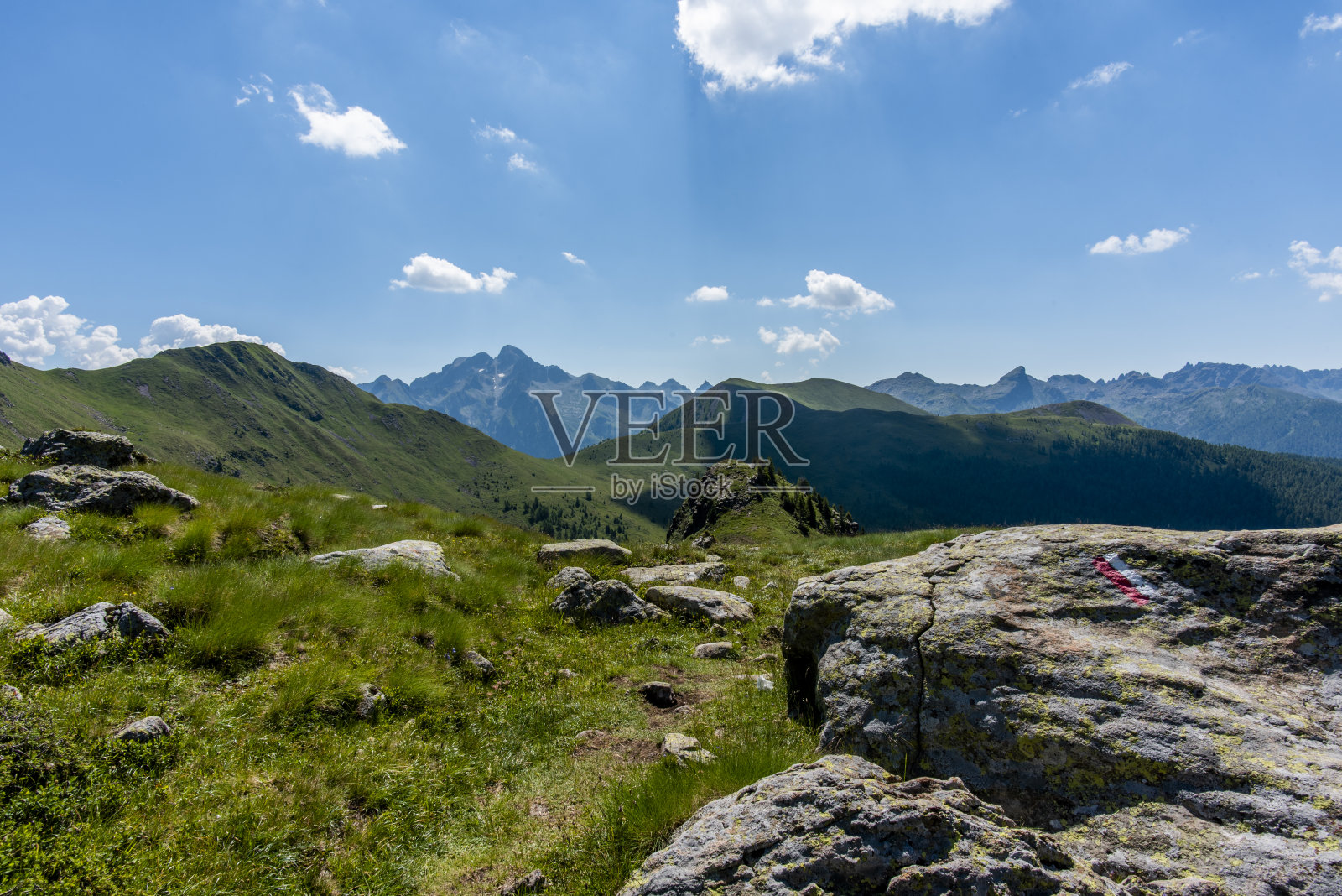 2022 07 03 ValCampelle花岗岩山峰照片摄影图片