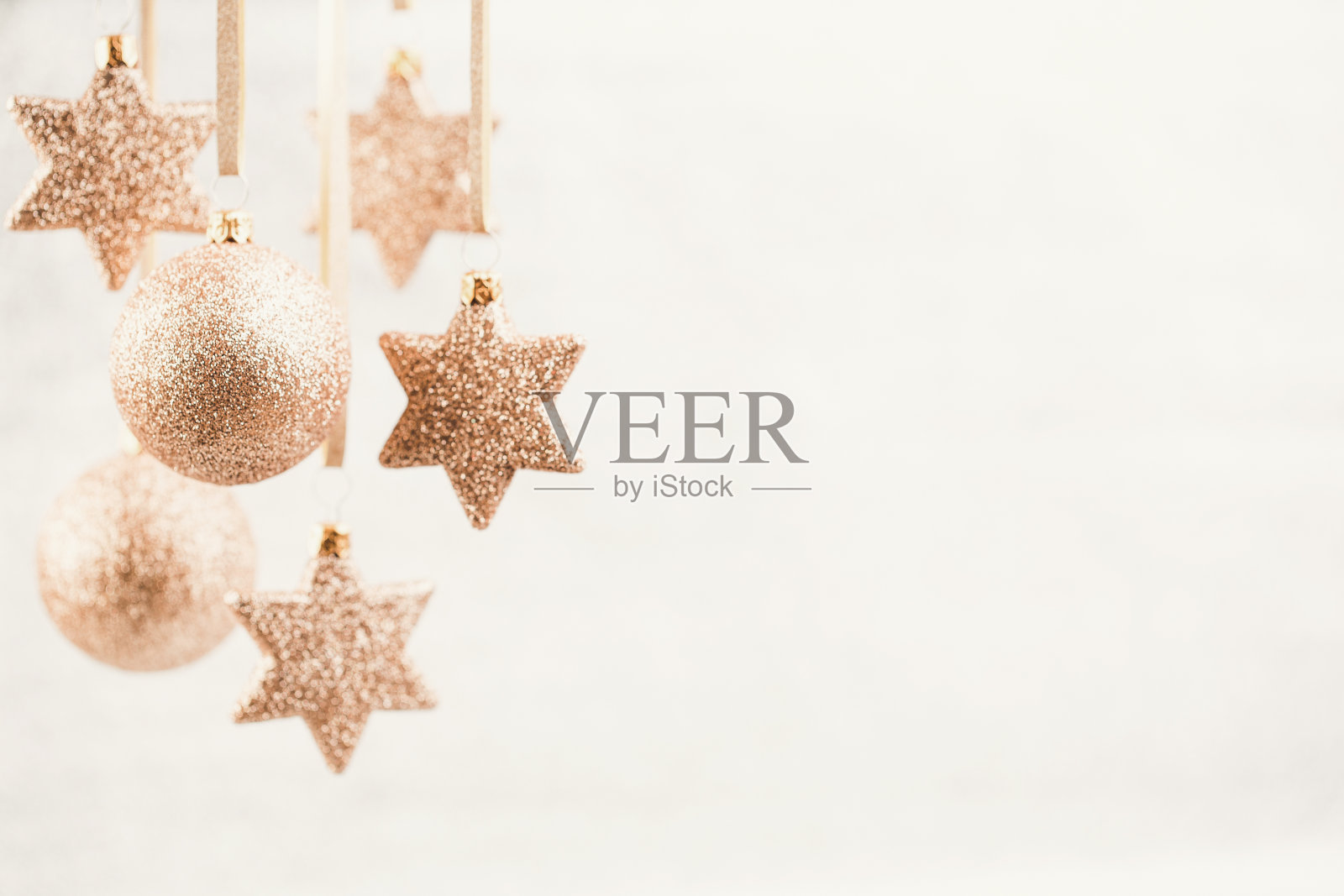 圣诞装饰和贺卡。圣诞节象征。照片摄影图片