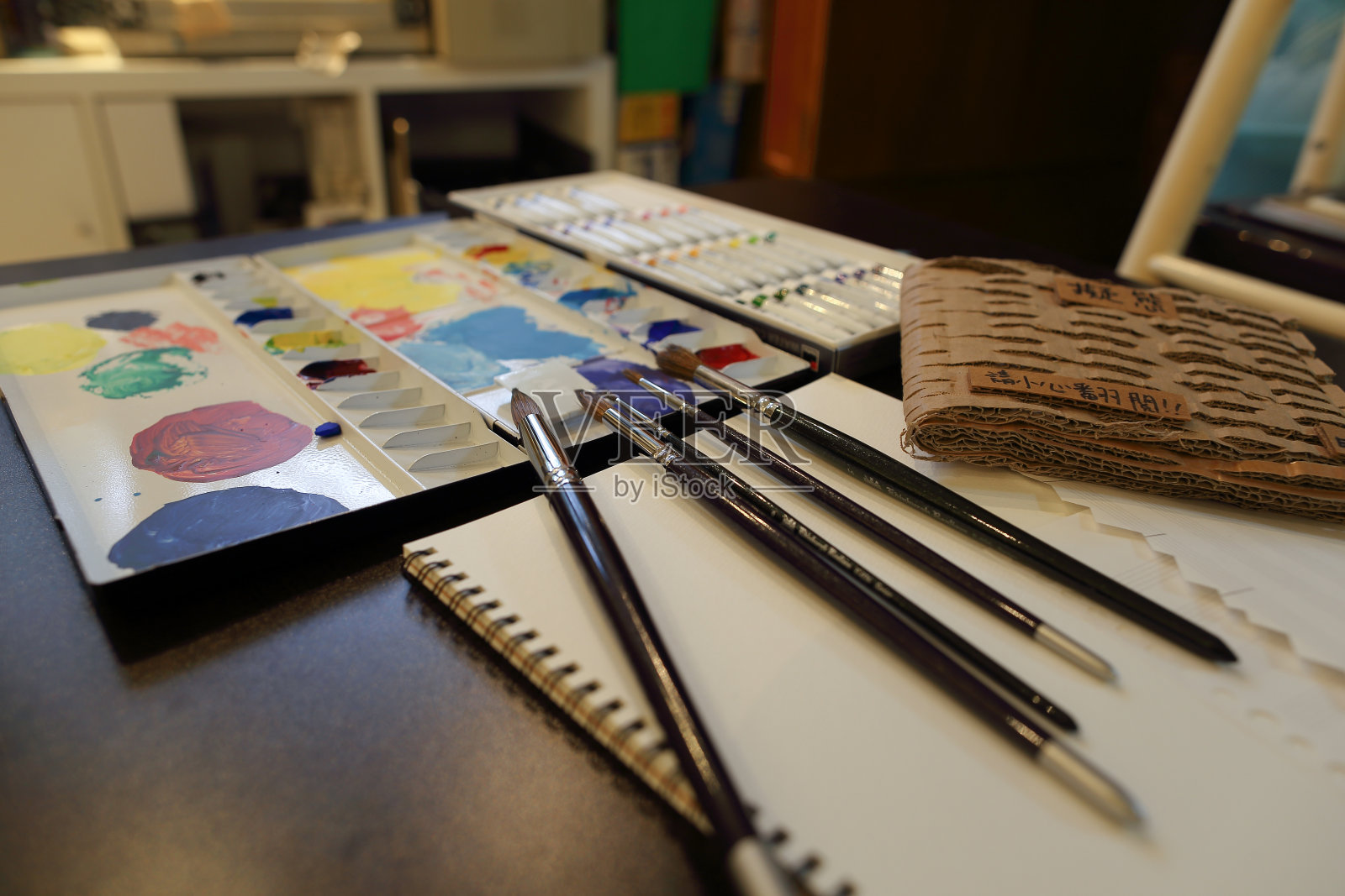 学校用品静物画照片摄影图片