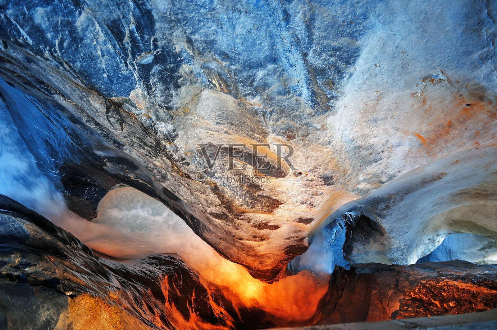 Trümmelbach瑞士的瀑布照片摄影图片