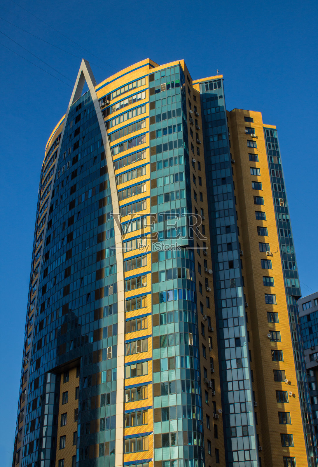 新的多层现代化摩天大楼照片摄影图片