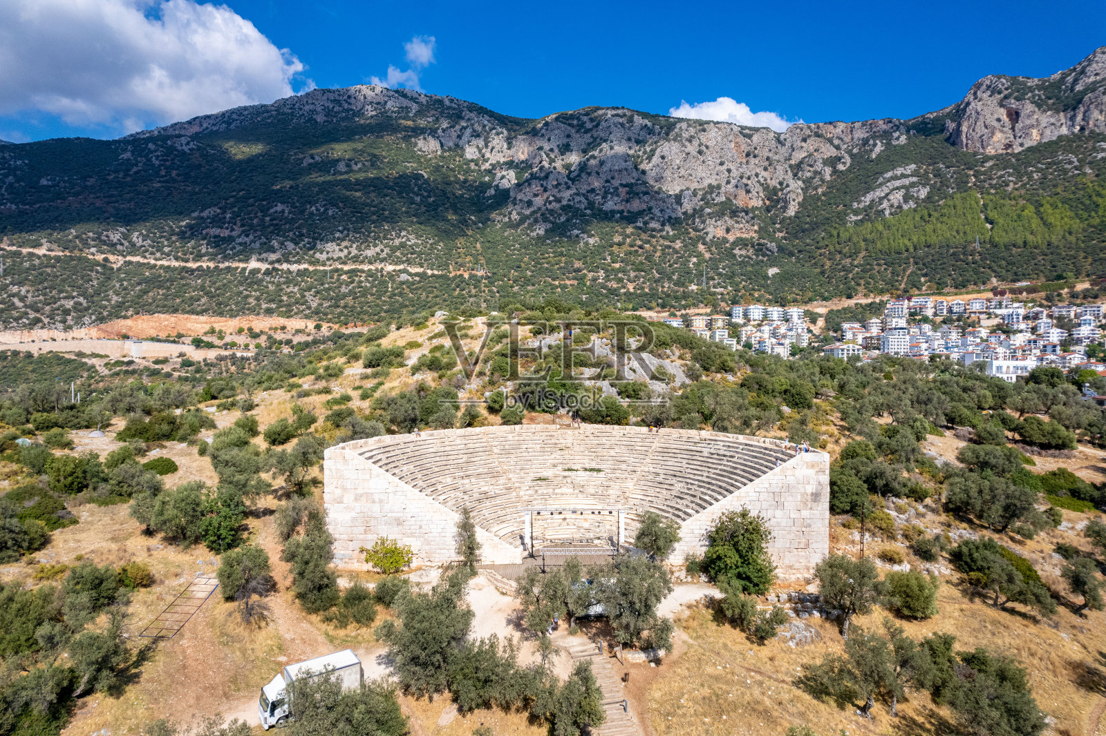 土耳其安塔利亚省ka区的古代剧院。照片摄影图片
