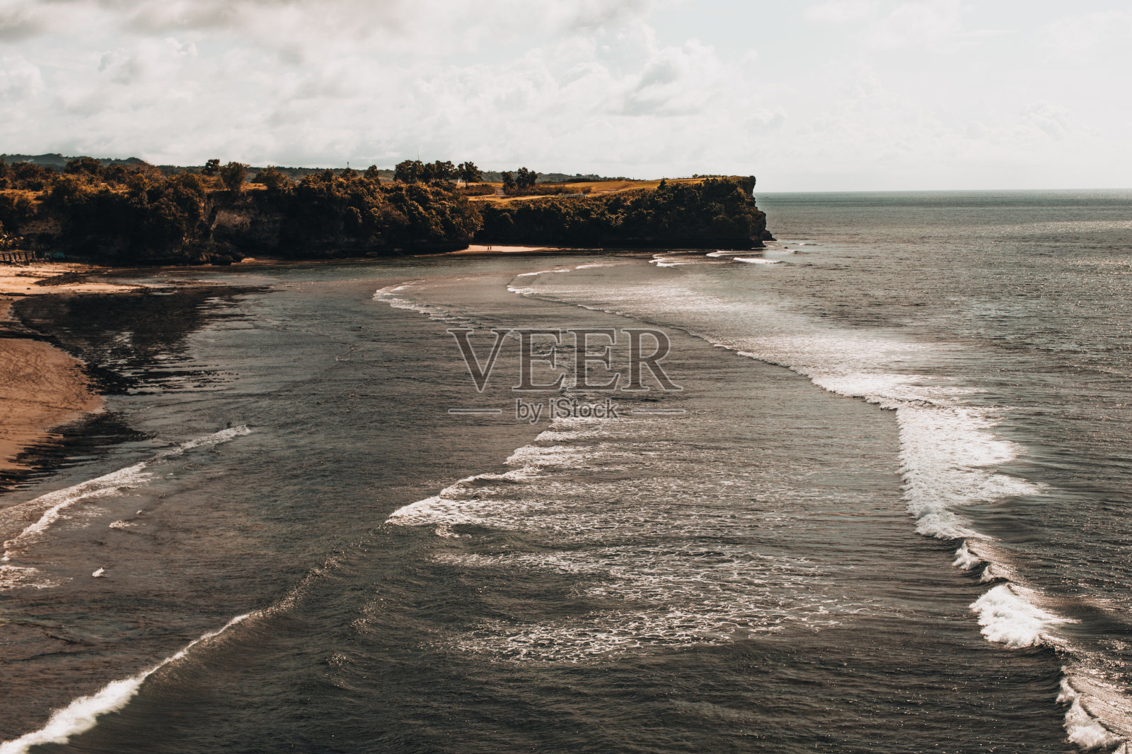 充满泡沫的印度洋美景照片摄影图片