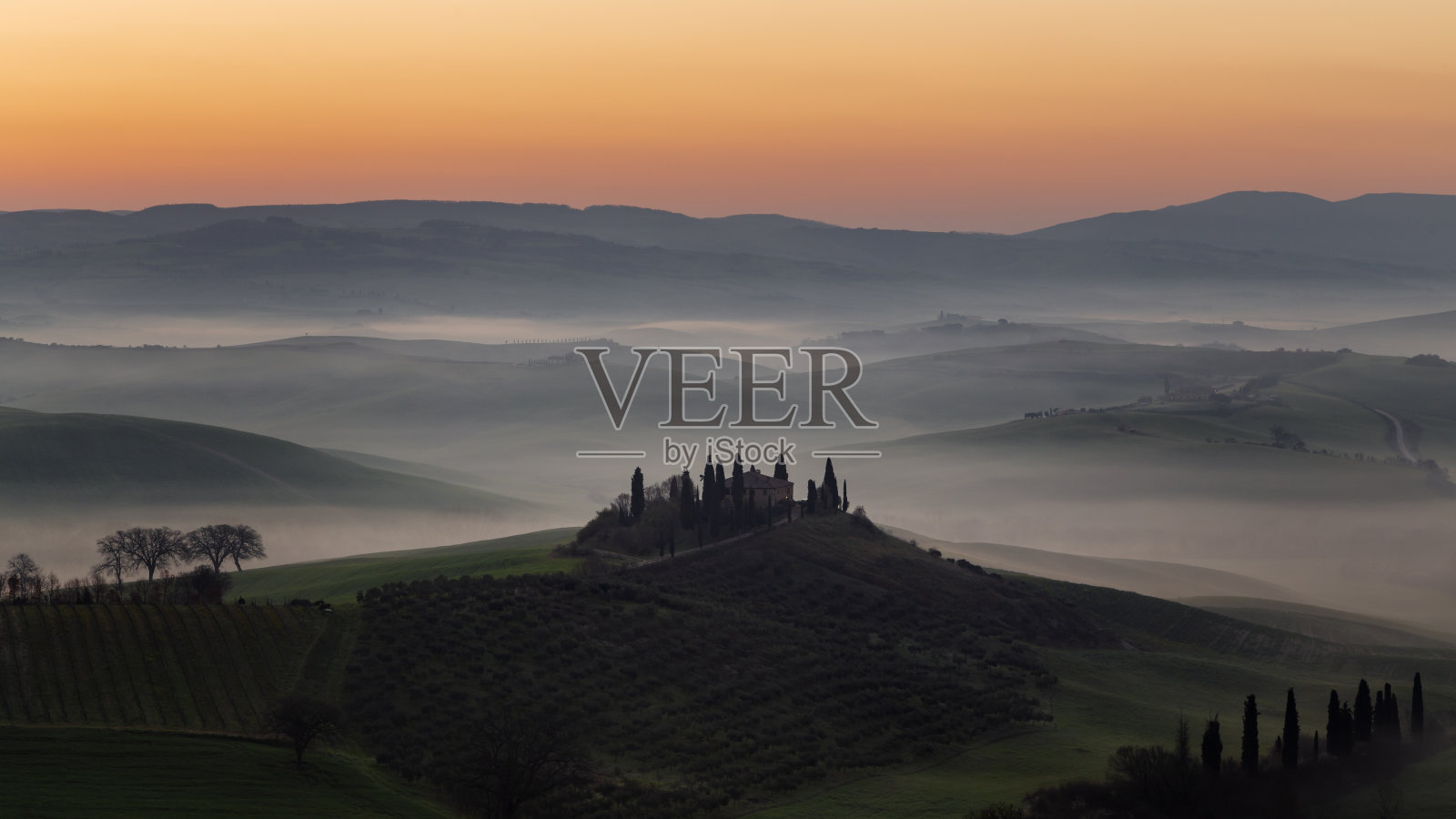 山上的日出照片摄影图片