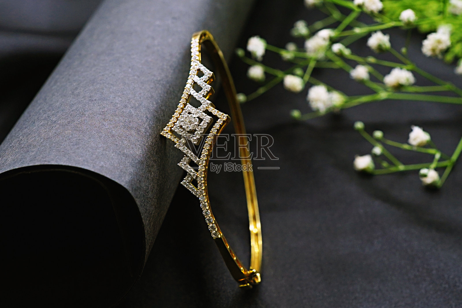 印度珠宝，黄金和钻石照片摄影图片