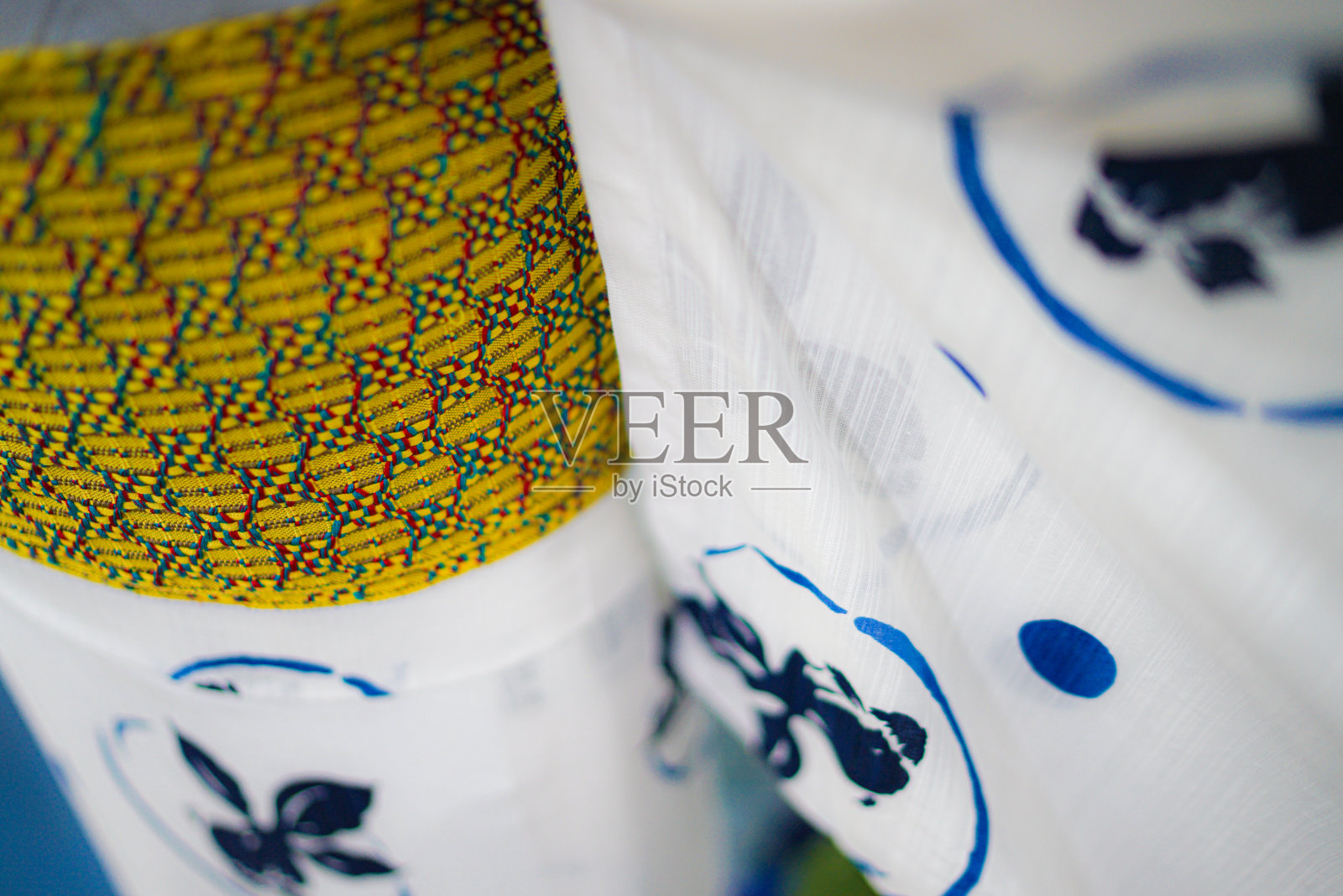 浴衣和绣球花照片摄影图片