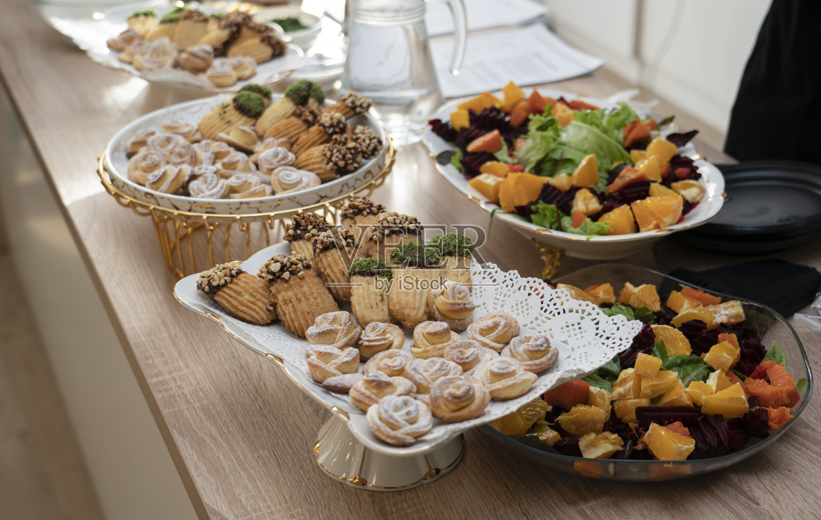 烹饪课上准备的食物照片摄影图片