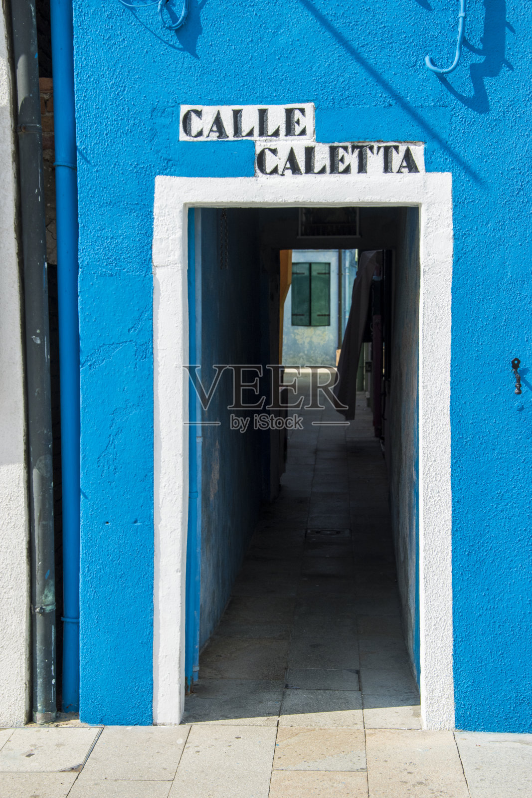 布拉诺岛，特色的彩色房屋，威尼斯泻湖，意大利，欧洲照片摄影图片