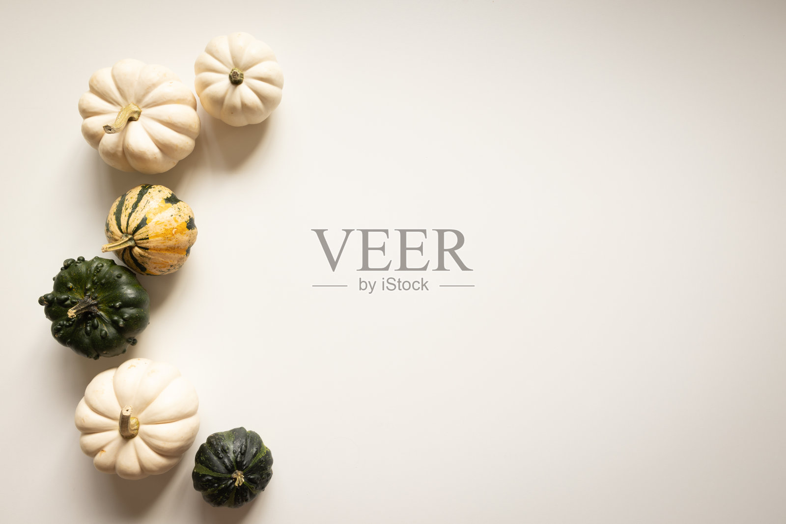 秋葫芦缘上白照片摄影图片