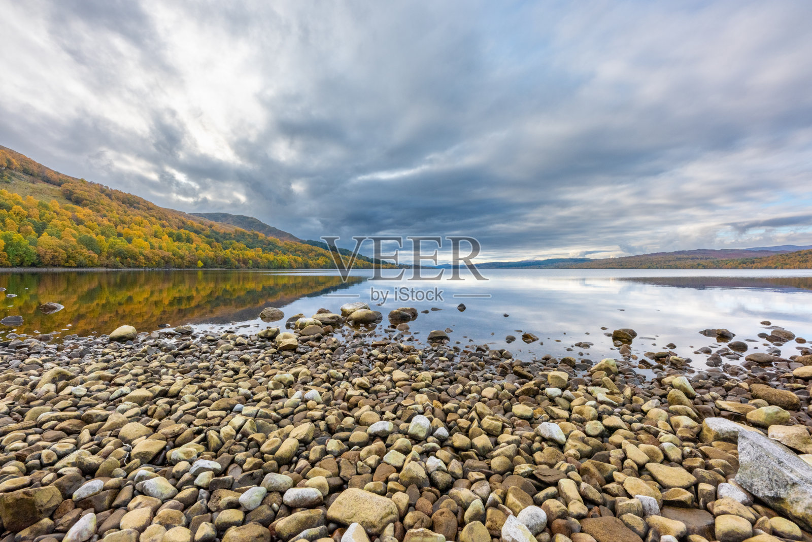 苏格兰，英国，兰诺克湖的广角视图照片摄影图片