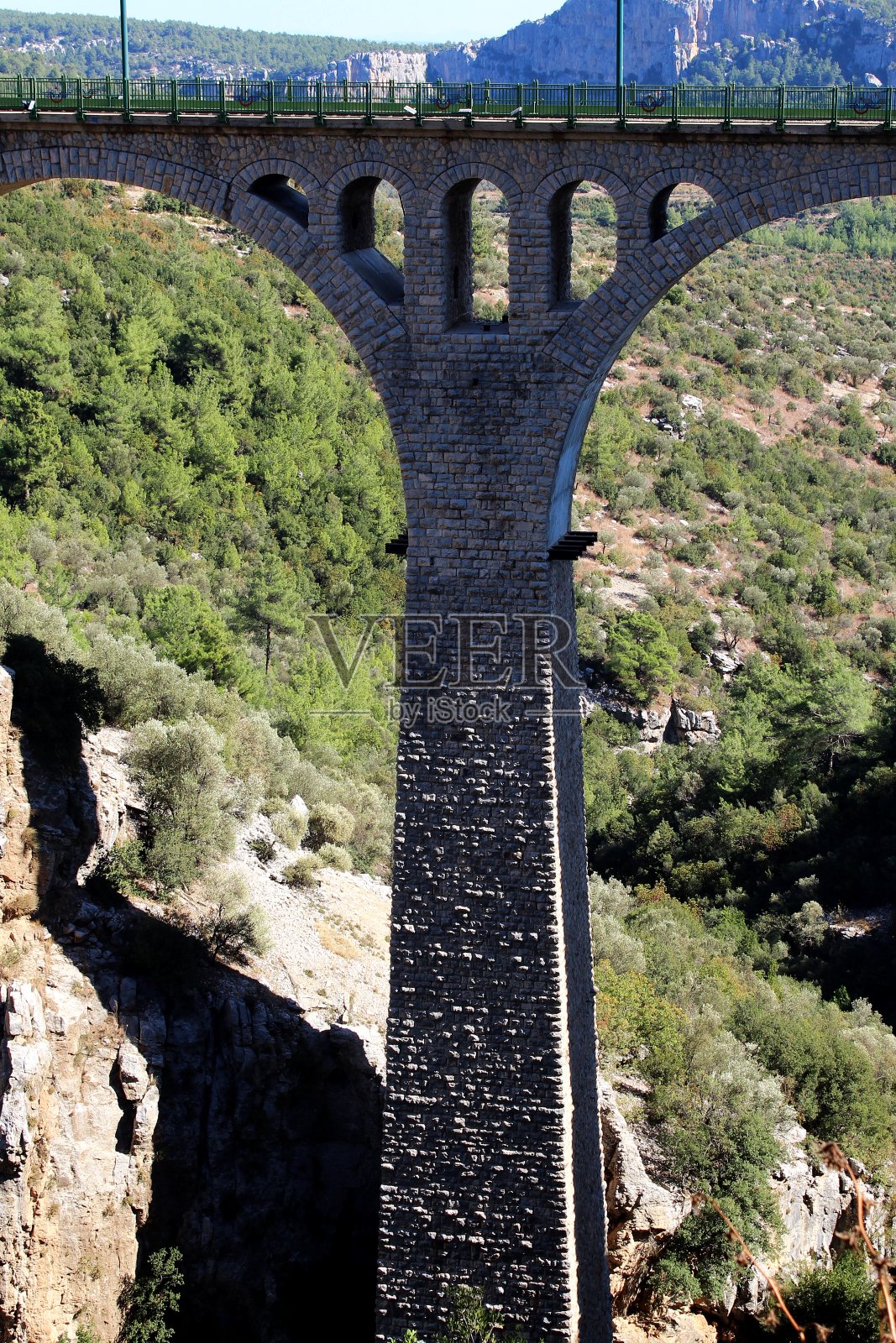 瓦尔达高架桥，瓦尔达桥，瓦尔达桥照片摄影图片