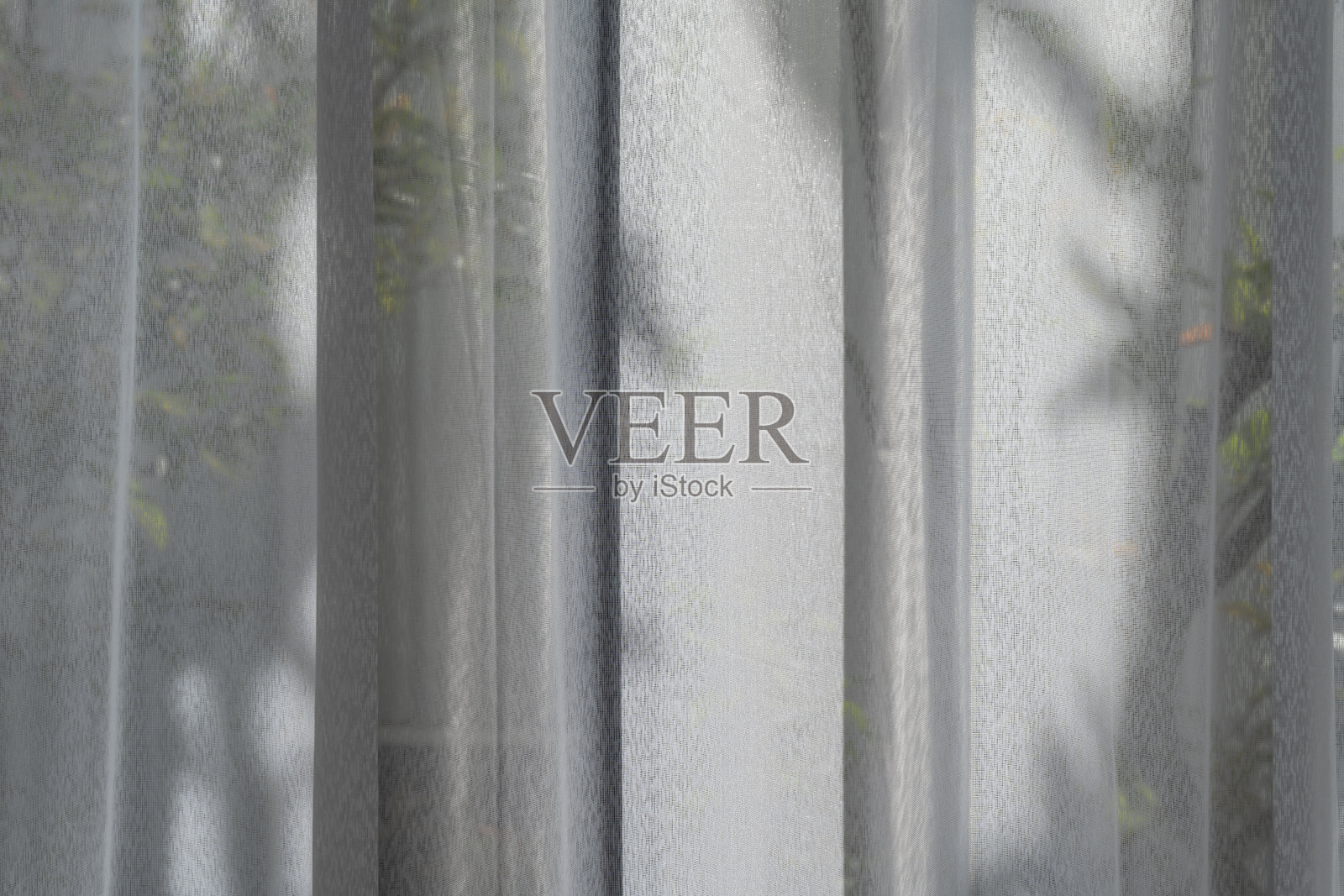 在舒适的房间里关上美丽的窗帘照片摄影图片