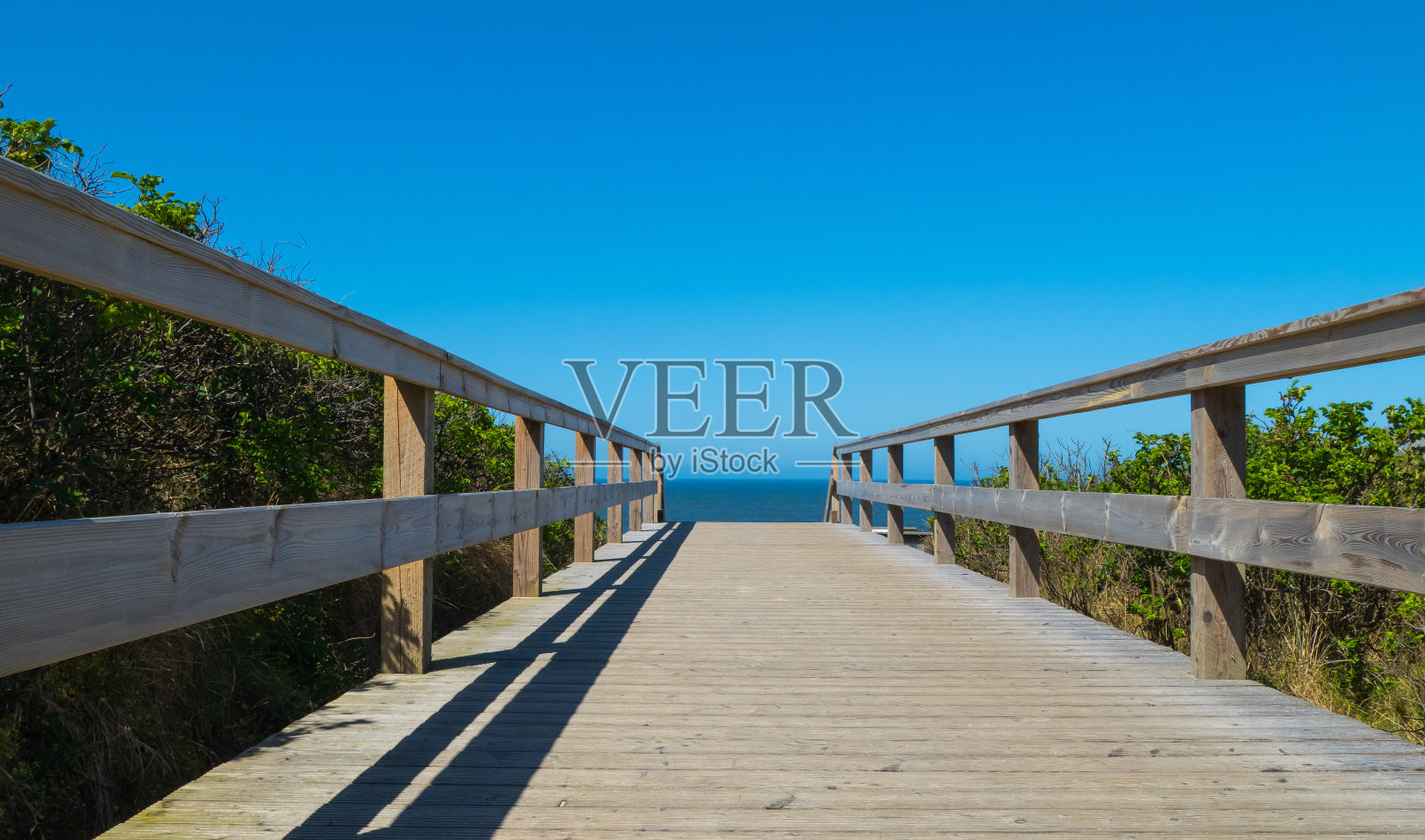 通往德国海景大道的桥照片摄影图片