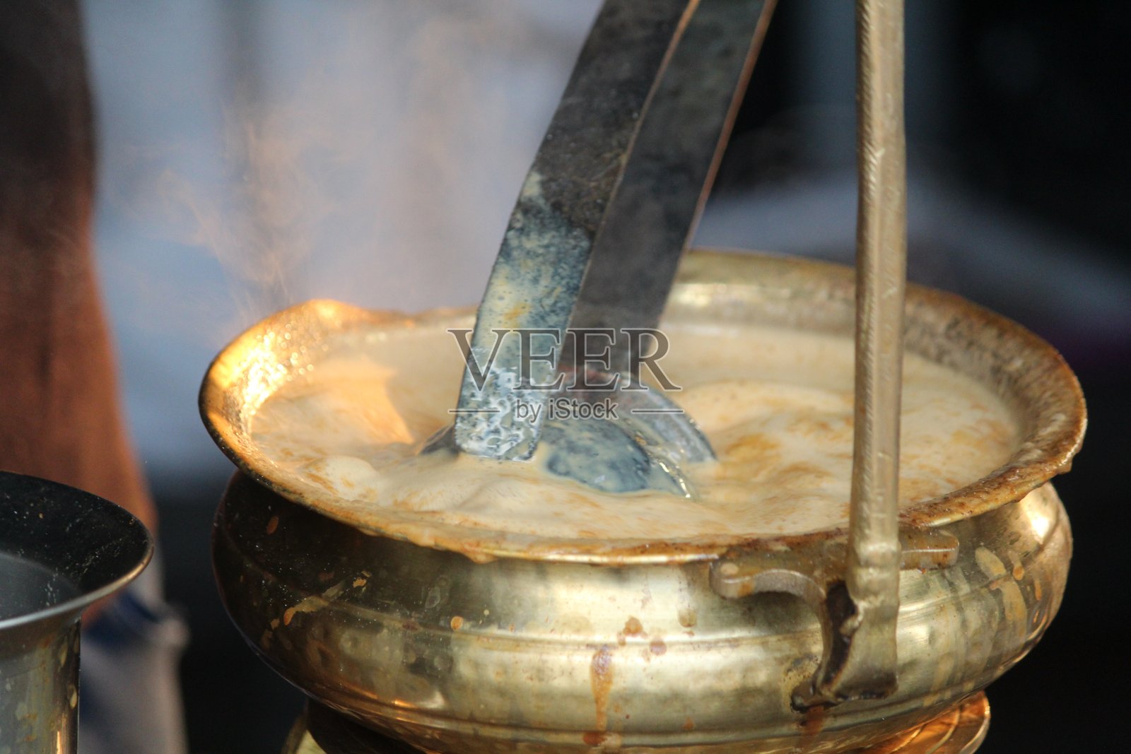 泥炉炭火烹饪法柴照片摄影图片