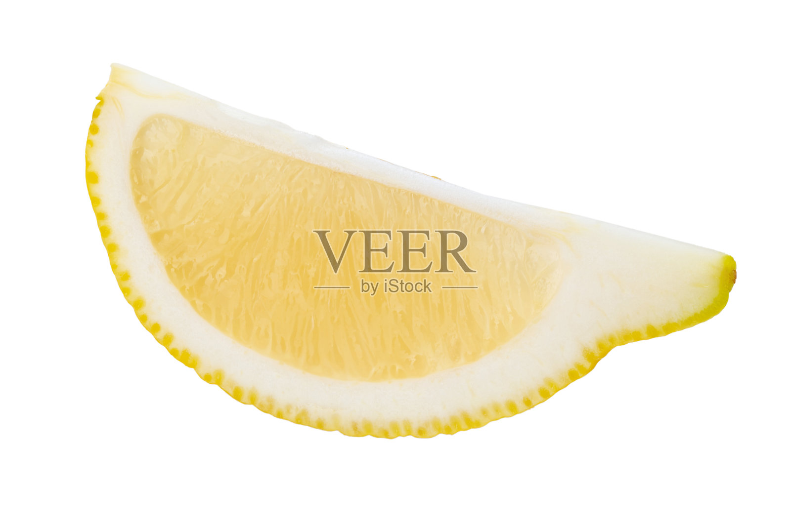 白色背景上孤立的柠檬片。创新食品的概念。热带有机水果，柑橘类，维生素c柠檬片。照片摄影图片