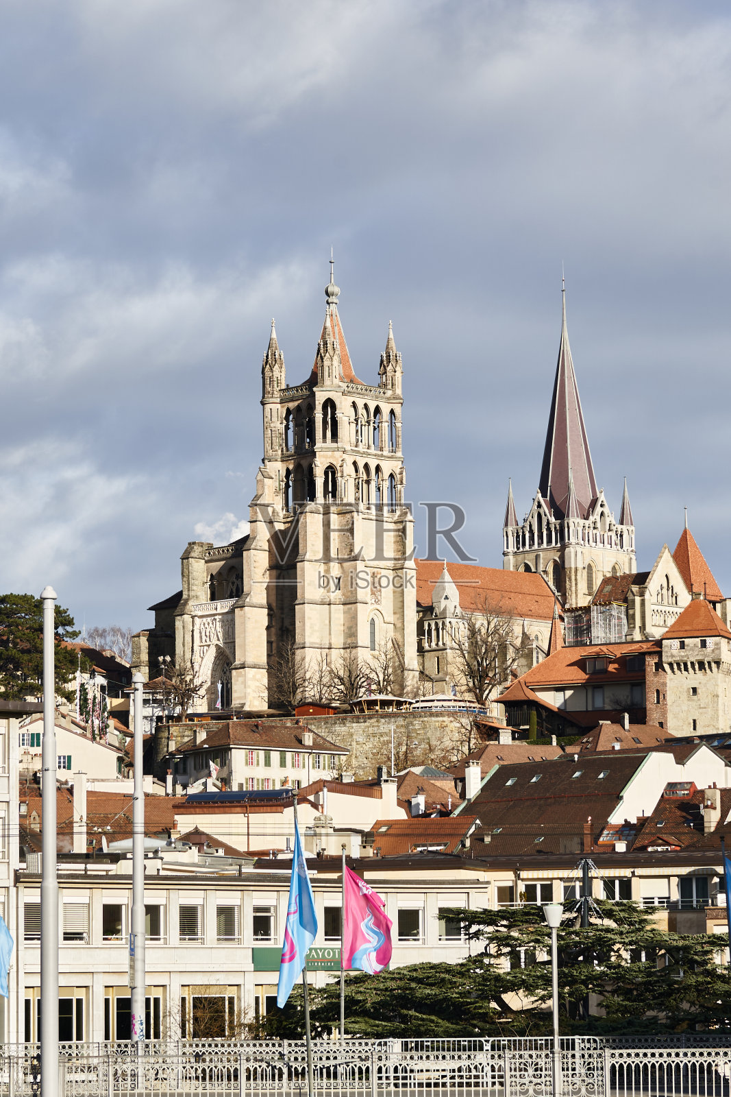 瑞士洛桑的洛桑大教堂照片摄影图片