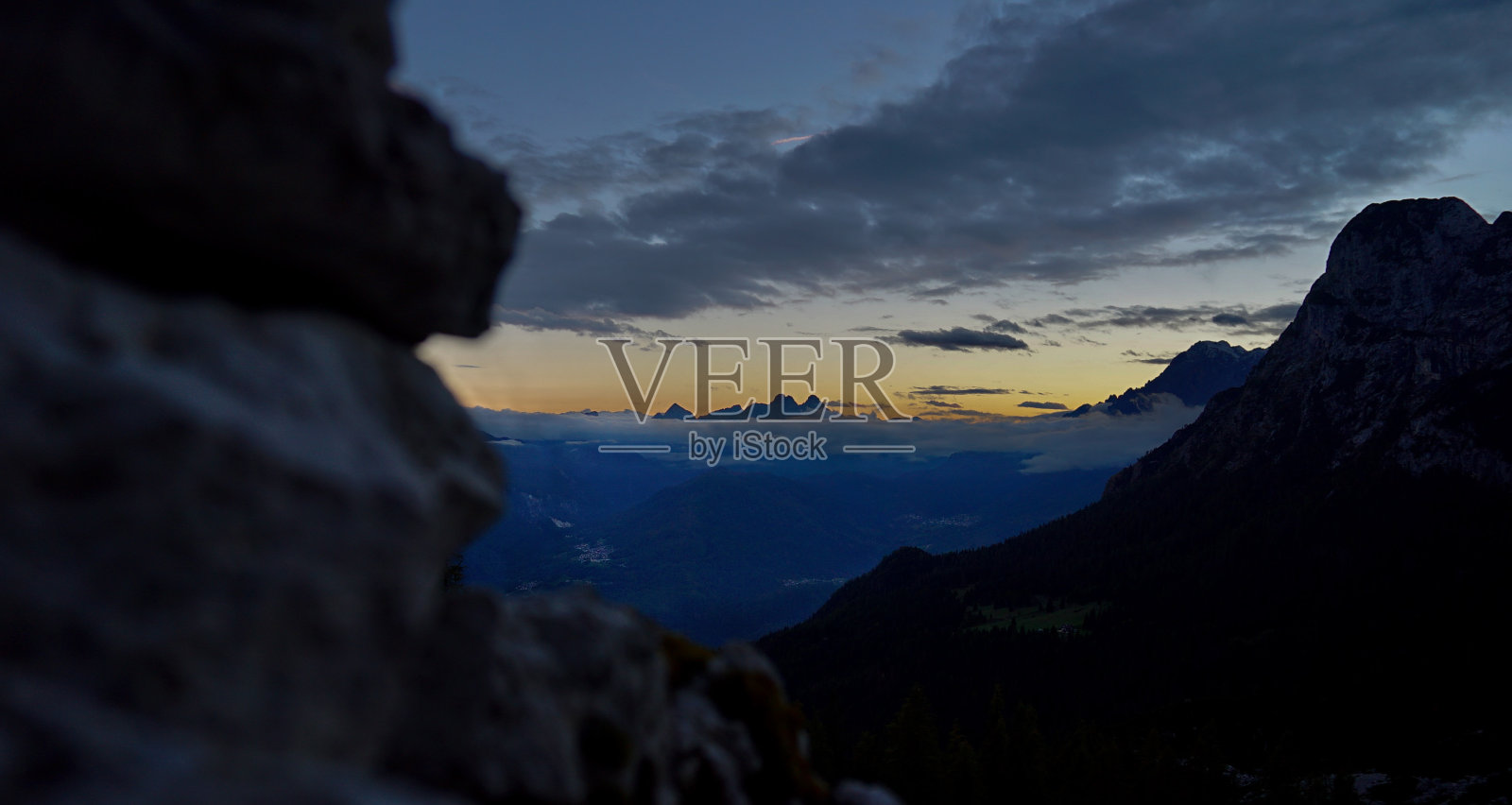 白云石山脉照片摄影图片