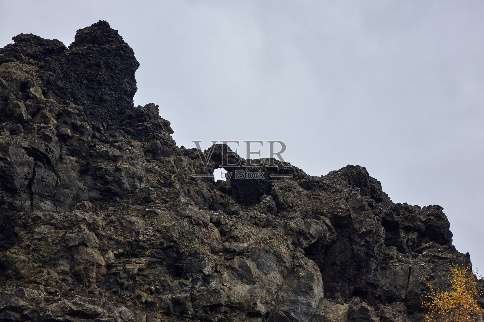 冰岛北部秋天的丁穆博吉尔熔岩形成照片摄影图片