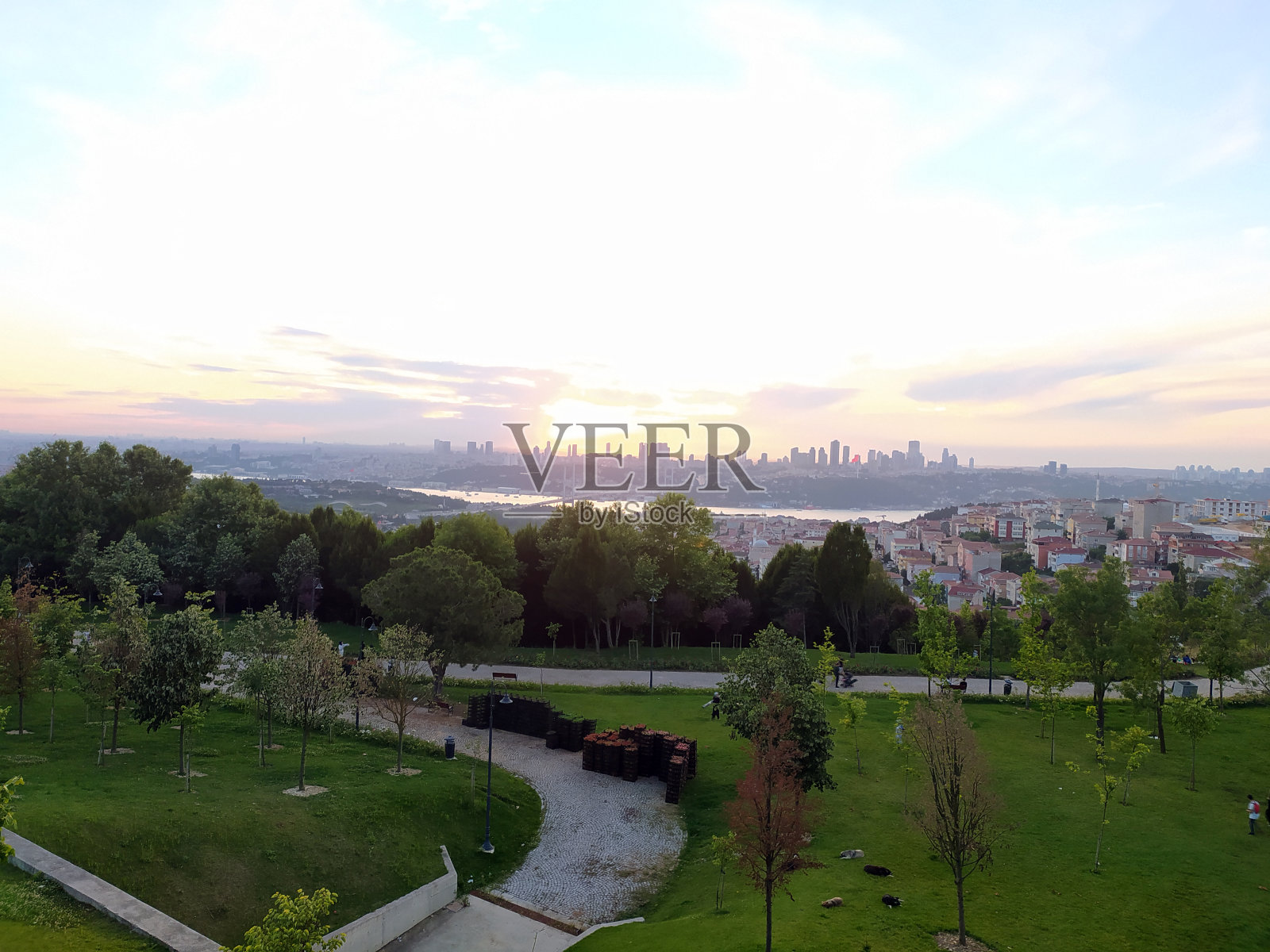 从卡姆利卡看伊斯坦布尔照片摄影图片