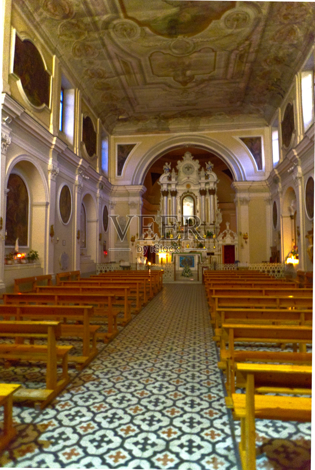 迷你教堂内部，特罗皮亚，意大利照片摄影图片