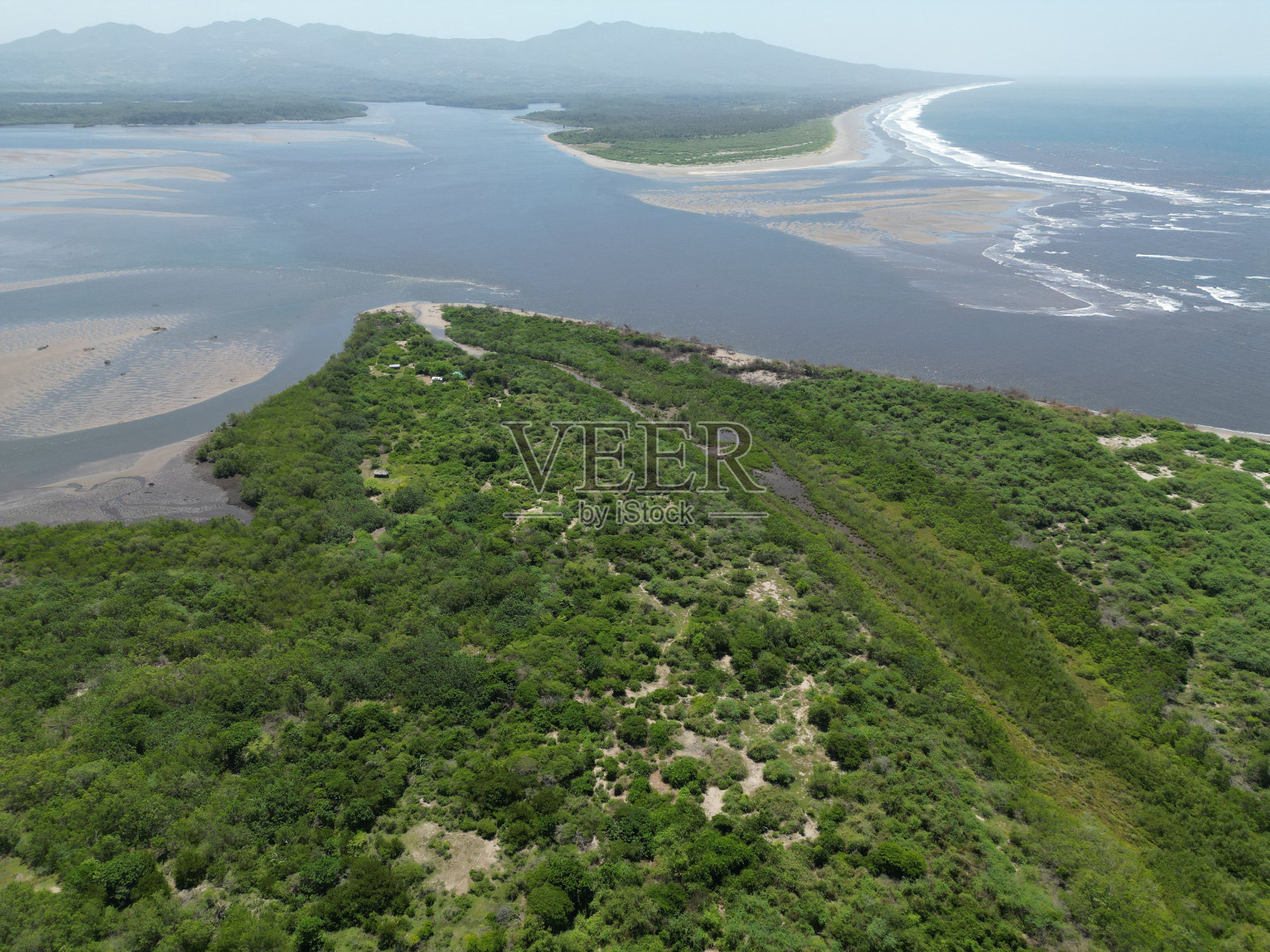 埃尔埃斯皮诺号航拍图，乌苏鲁坦，萨尔瓦多，美国中部照片摄影图片