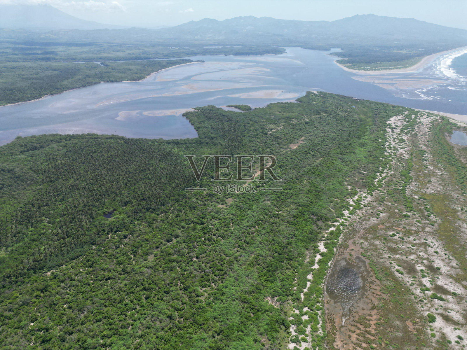 埃尔埃斯皮诺号航拍图，乌苏鲁坦，萨尔瓦多，美国中部照片摄影图片