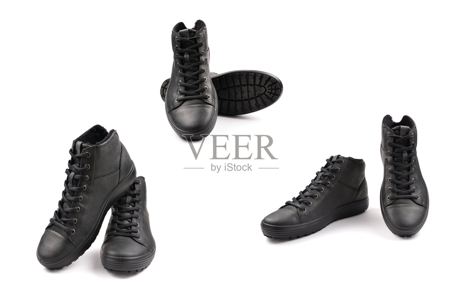 男人的黑色皮鞋和黑色背景的黑色相机。副本的空间。照片摄影图片