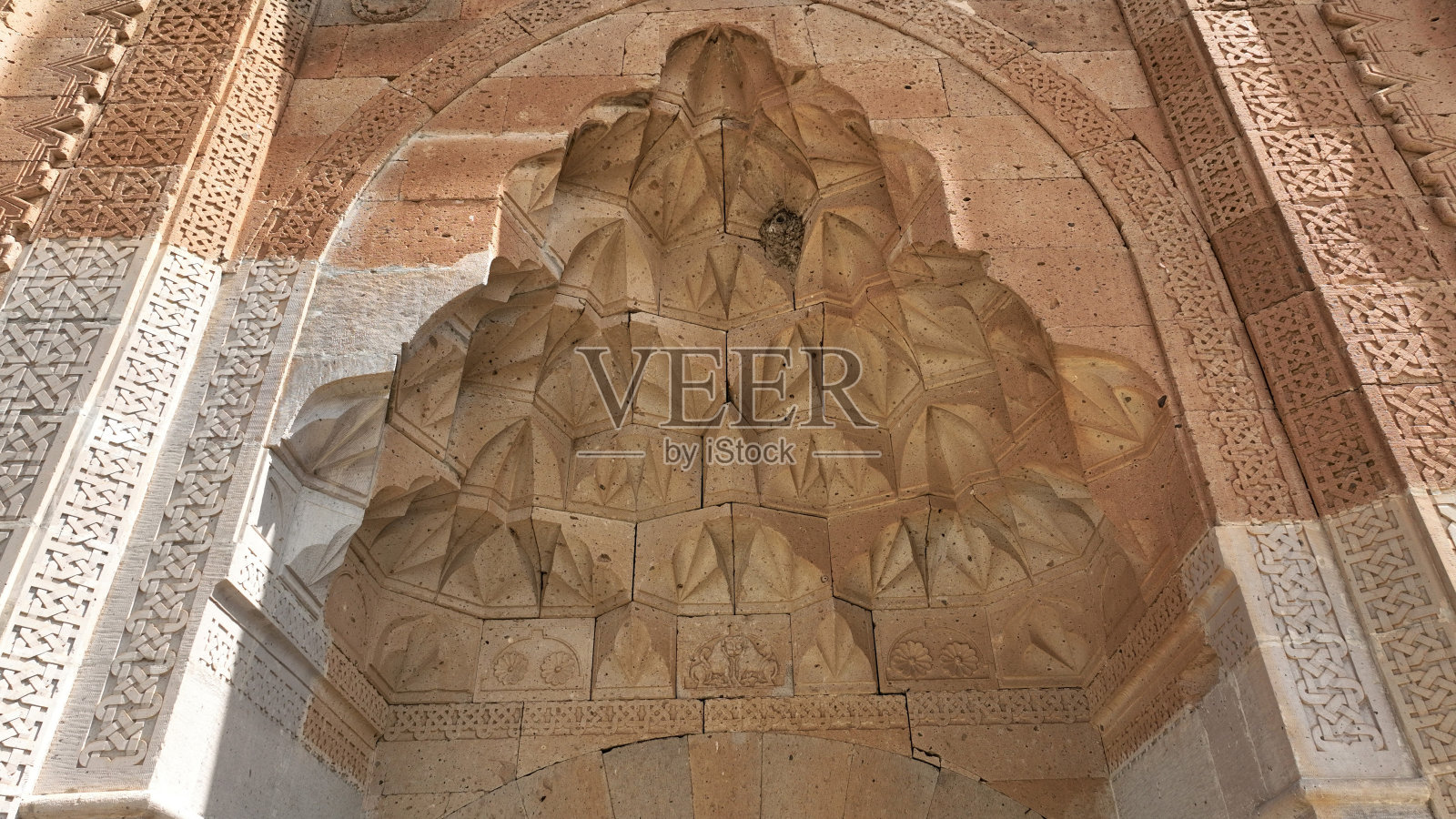 Alayhan Caravansary位于土耳其的Aksaray。照片摄影图片