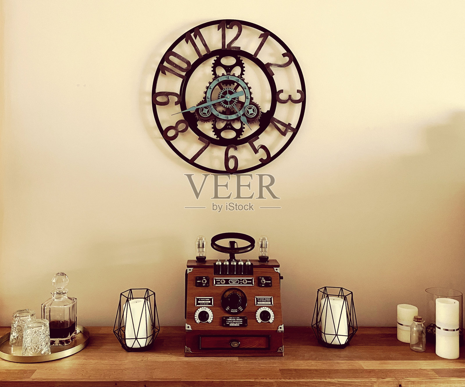 家居客厅餐具柜装饰照片摄影图片