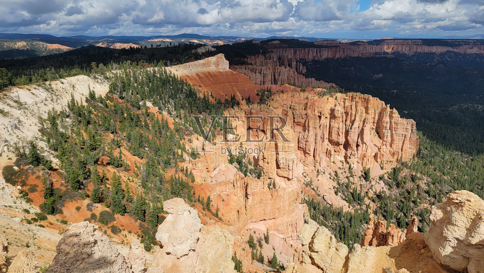 犹他州布莱斯峡谷——2022年9月照片摄影图片