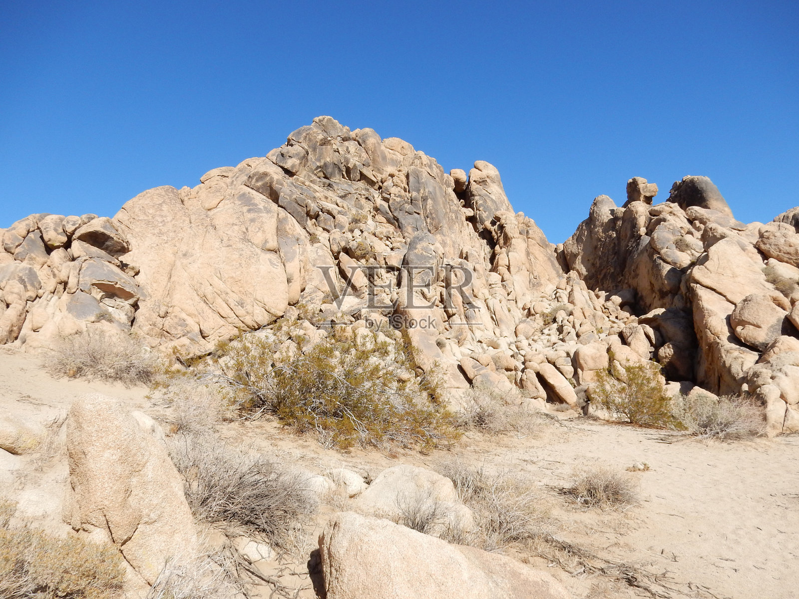 沙漠岩石照片摄影图片