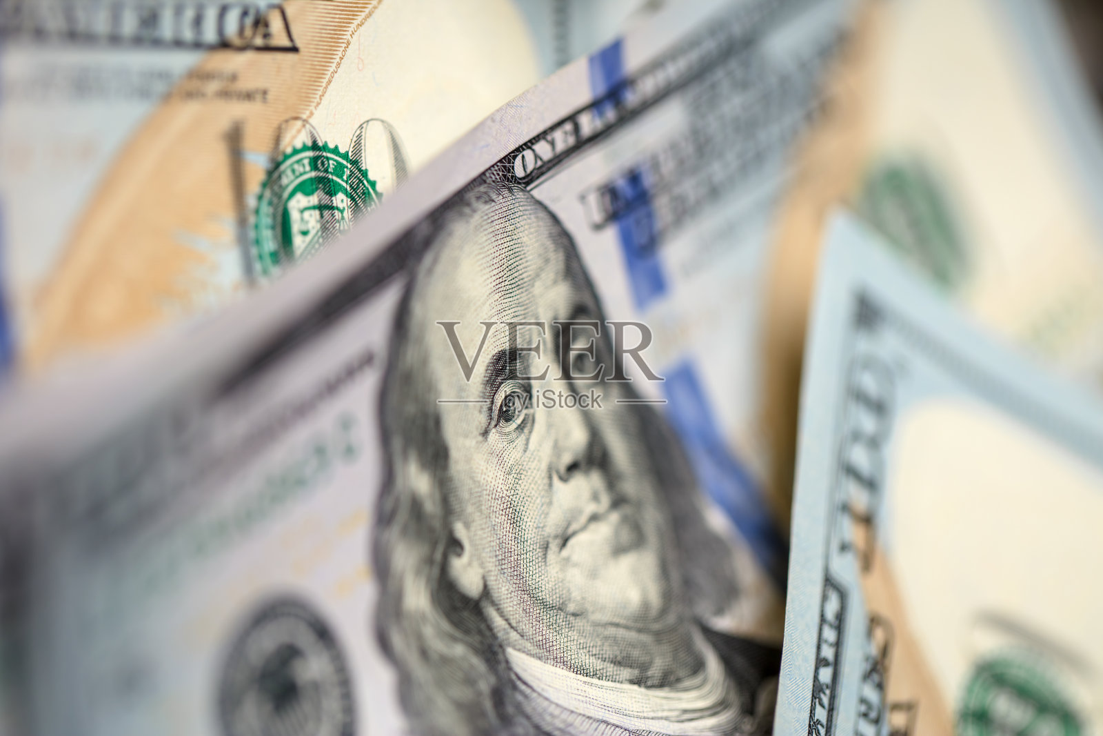 百元钞票特写照片摄影图片