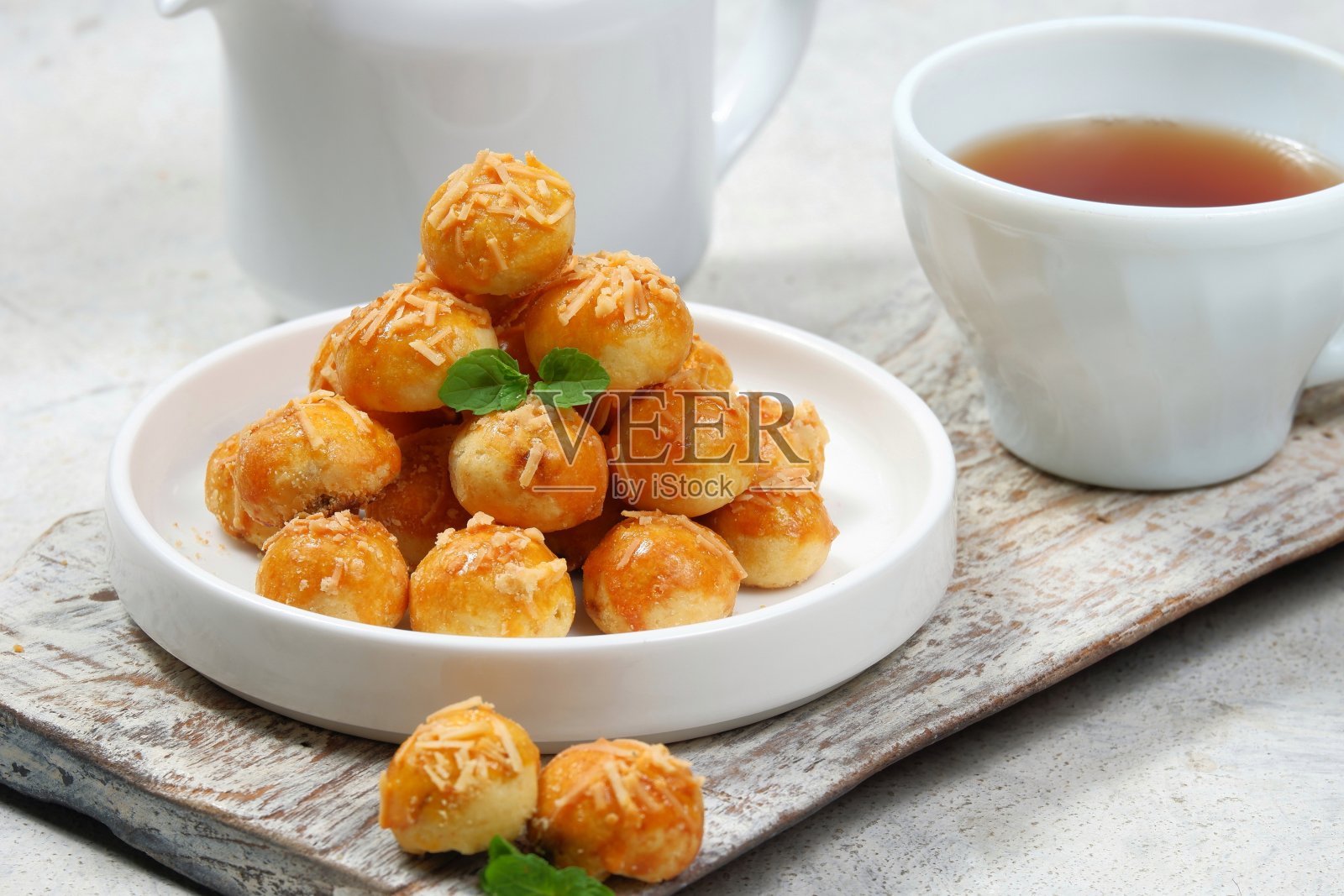 菠萝馅饼或香蕉馅饼照片摄影图片