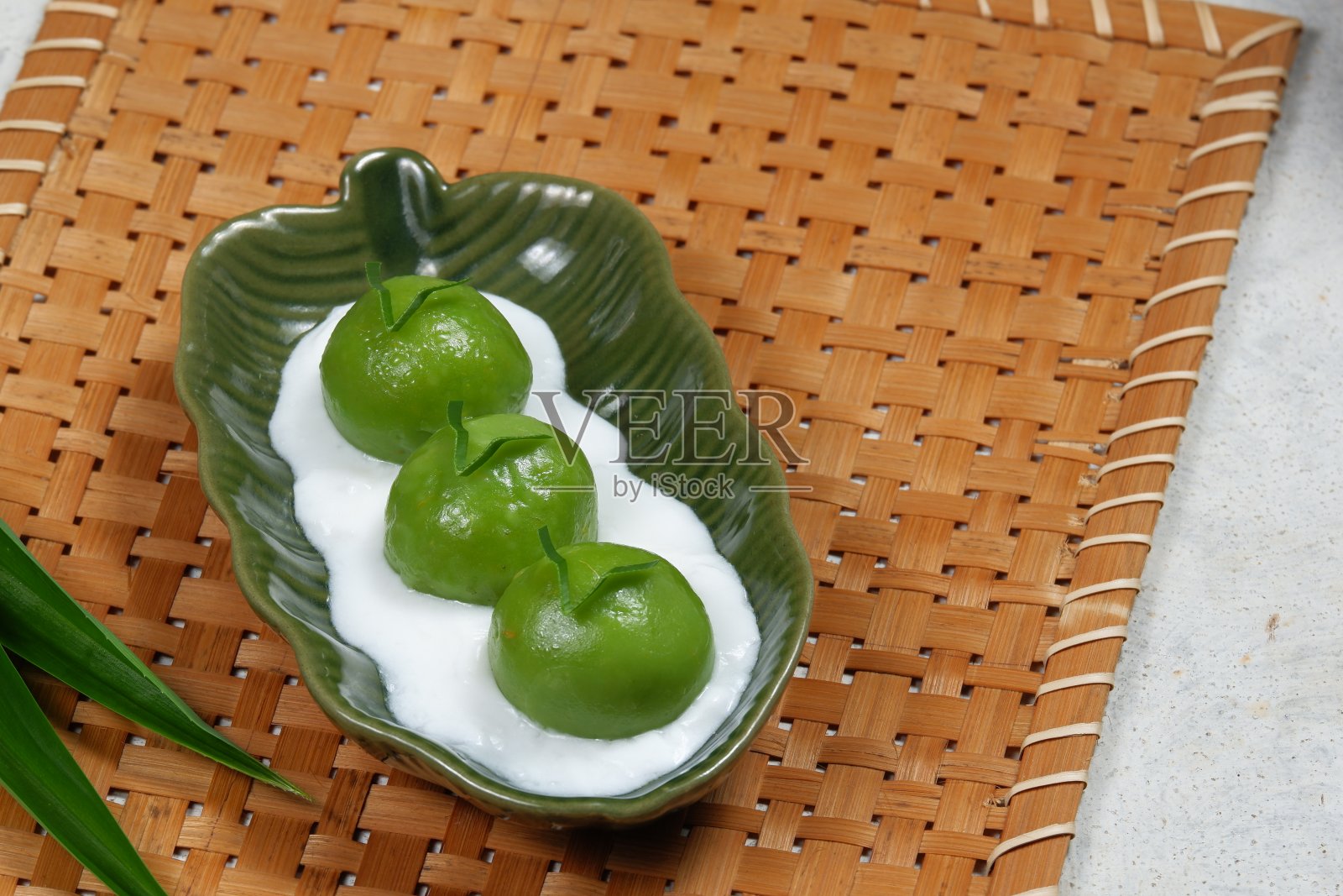 公主蛋糕浴或犀牛泡浴照片摄影图片