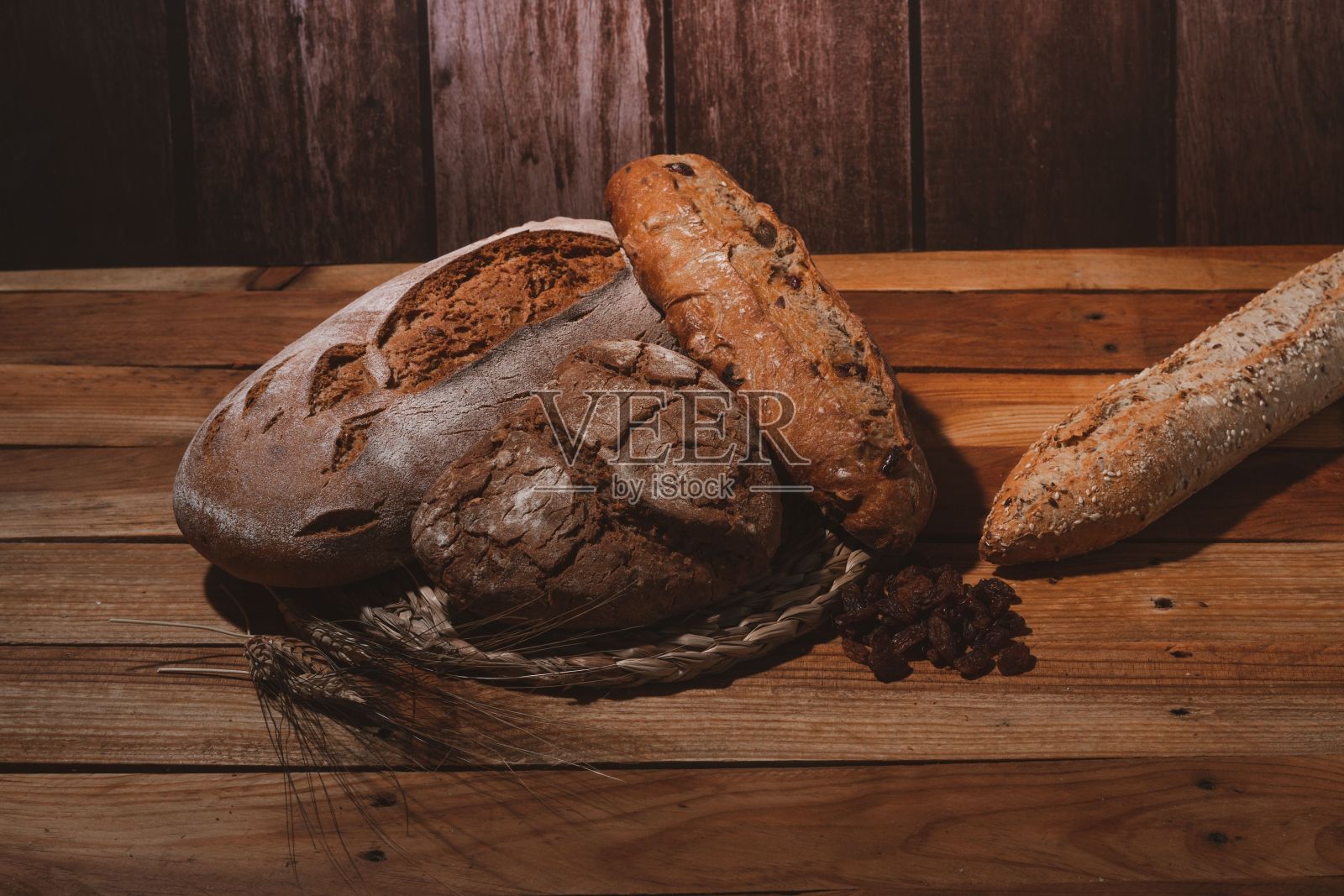 用酸面包制作的各种手工面包照片摄影图片